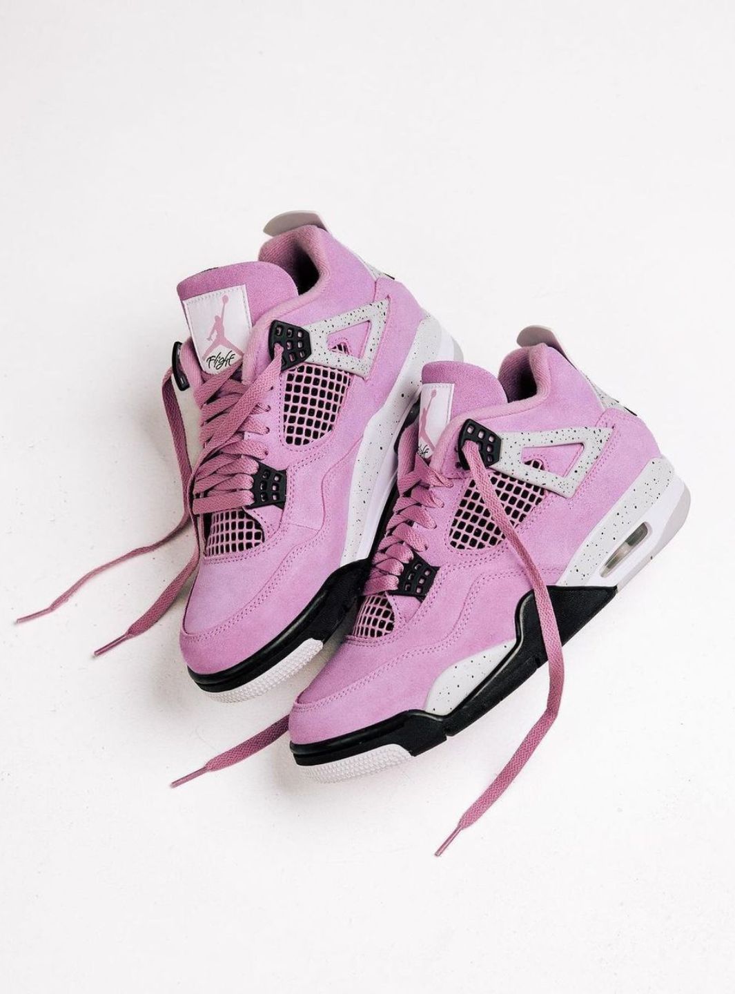 Sneakers Donna | Ampia Scelta di Sneaker Limitate | ResellZone