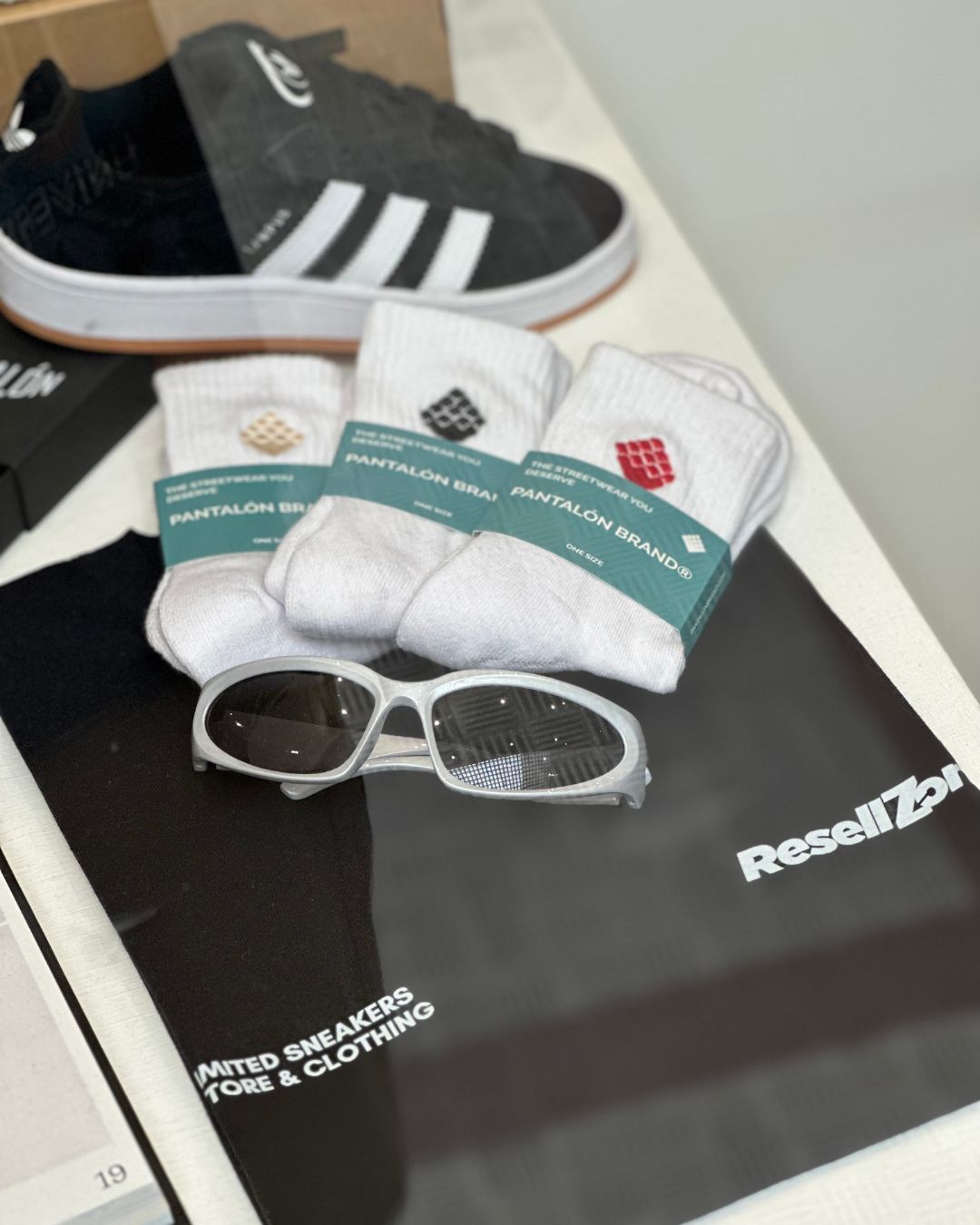 Accessori | Articoli Streetwear per Uomo e Donna | ResellZone