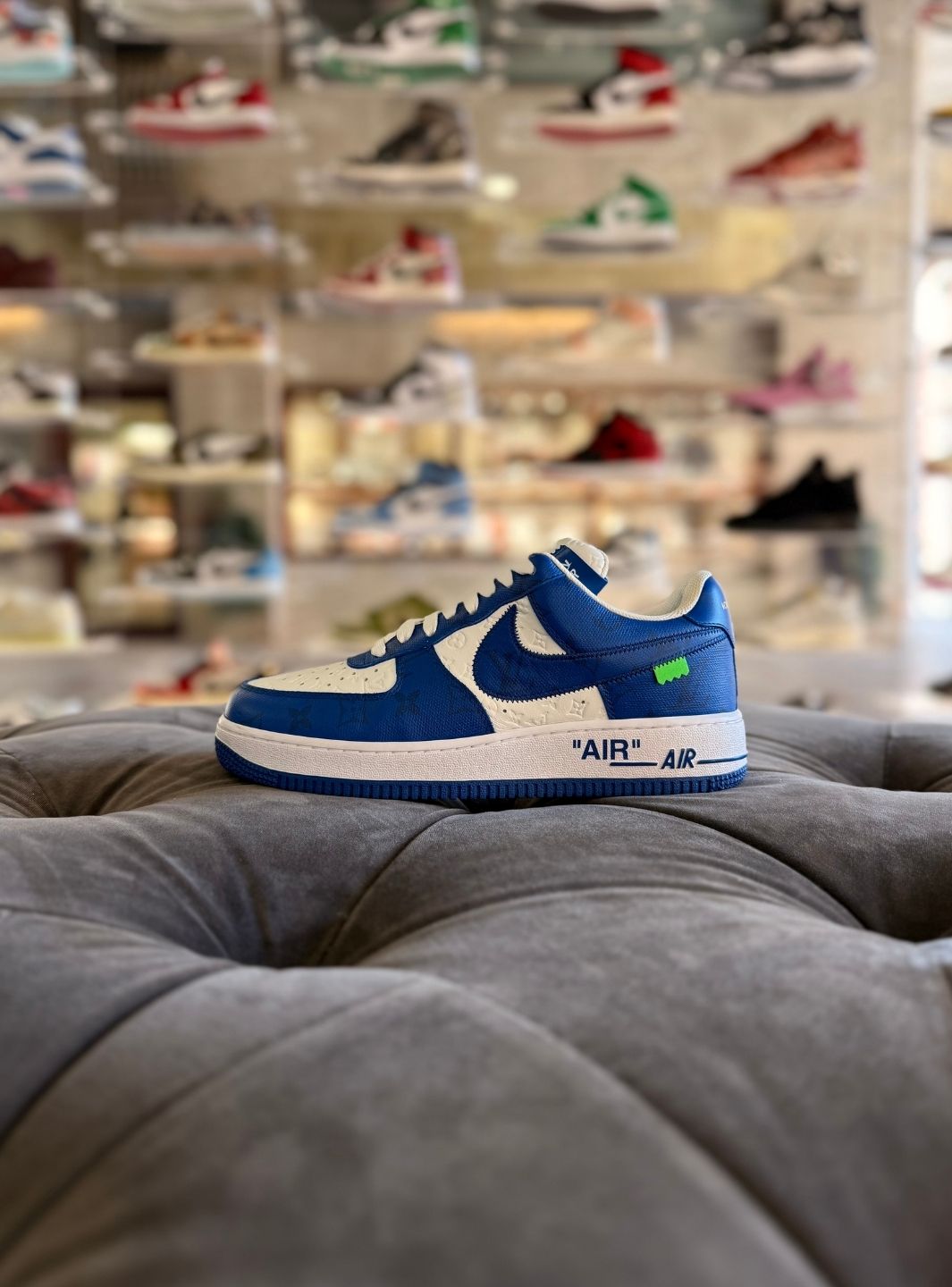 Louis Vuitton Nike Air Force 1 Low By Virgil Abloh White Royal - Sneakers Usate | ResellZone
