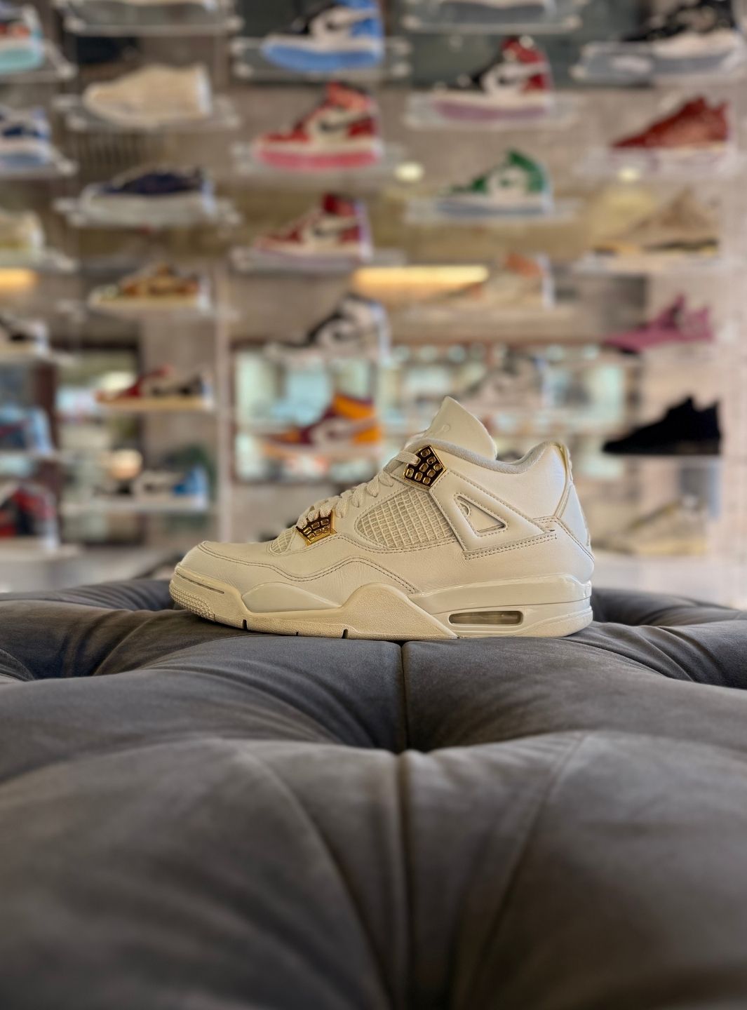 Air Jordan 4 Retro Metallic Gold - Usato 9/10