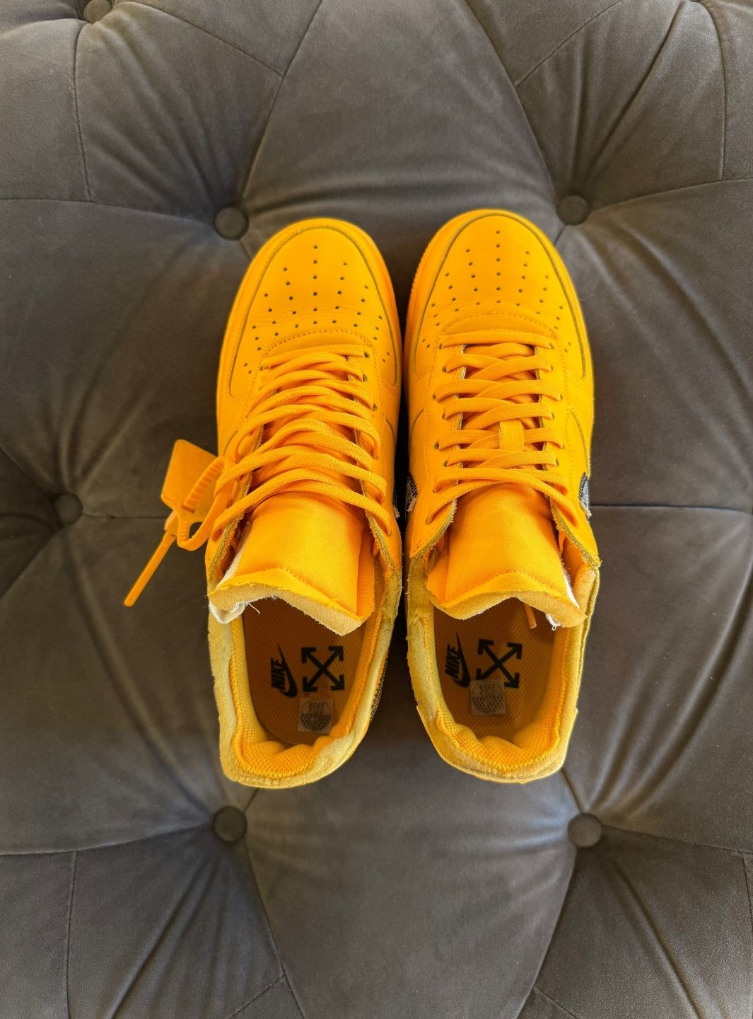 Nike Air Force 1 Low Off-White ICA University Gold - Usato 9.5/10