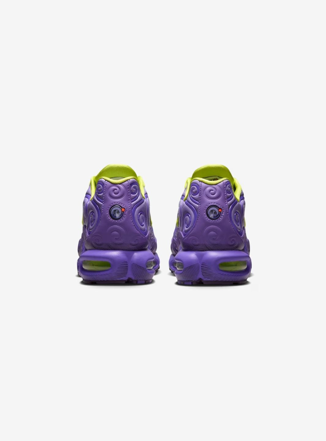 Nike Air Max Plus One Piece Gomu Gomu (With Promo Card)