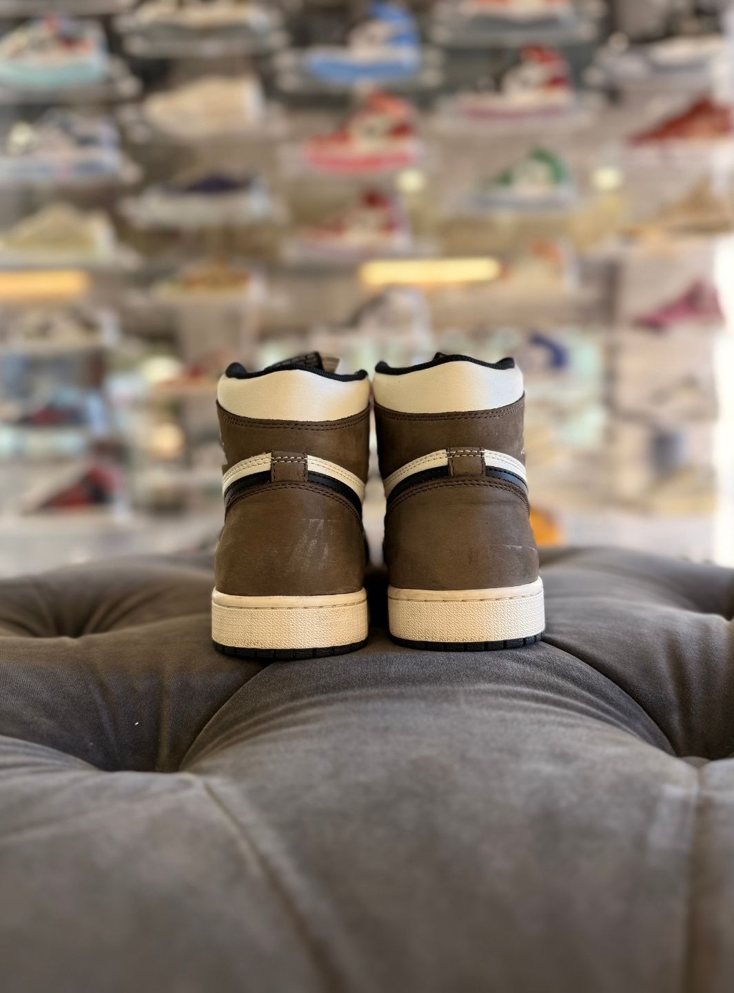 Air Jordan 1 Retro High Dark Mocha - Usato 9/10