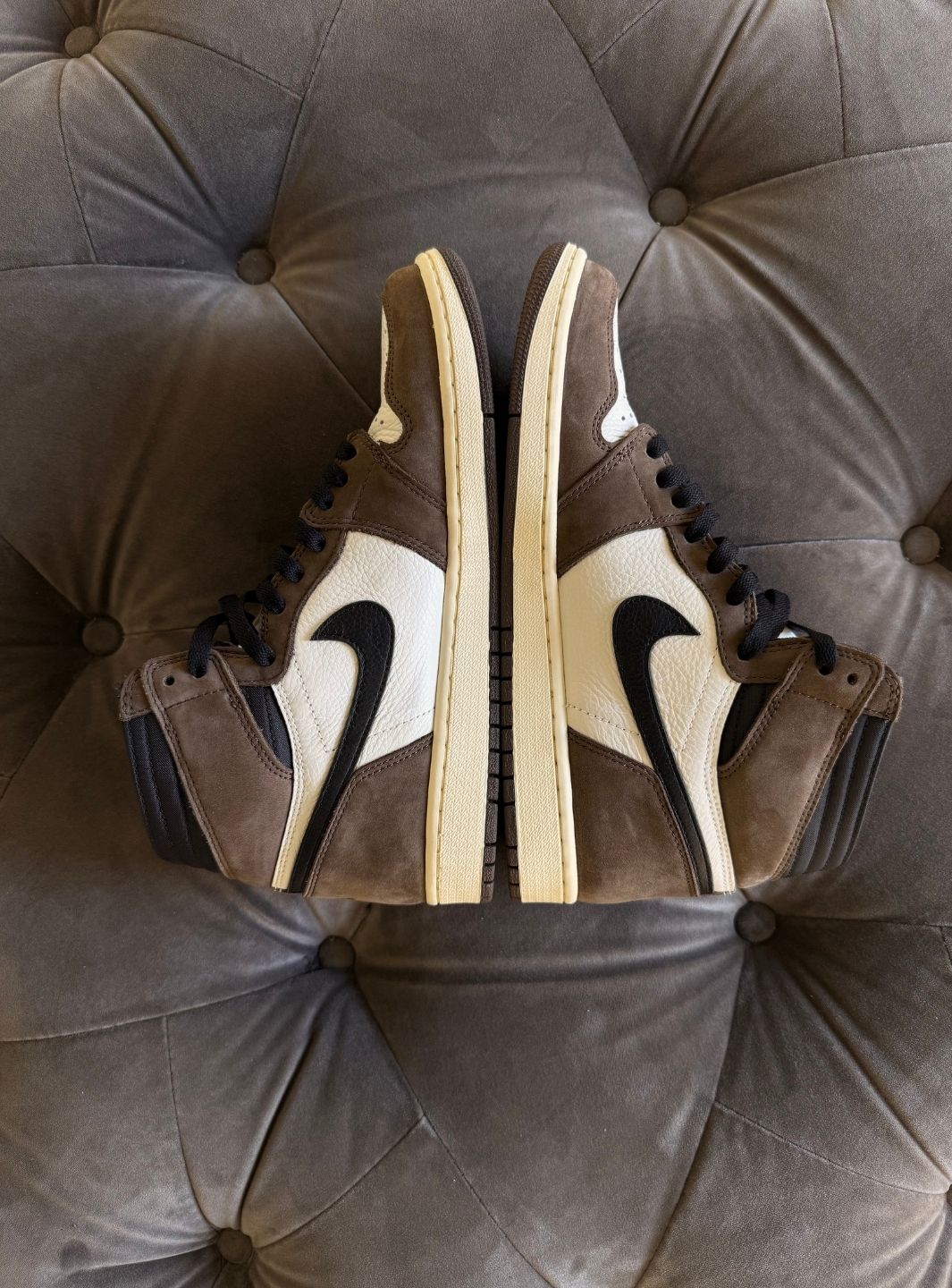 Air Jordan 1 Retro High OG SP Travis Scott Mocha - Sneakers Usate | ResellZone