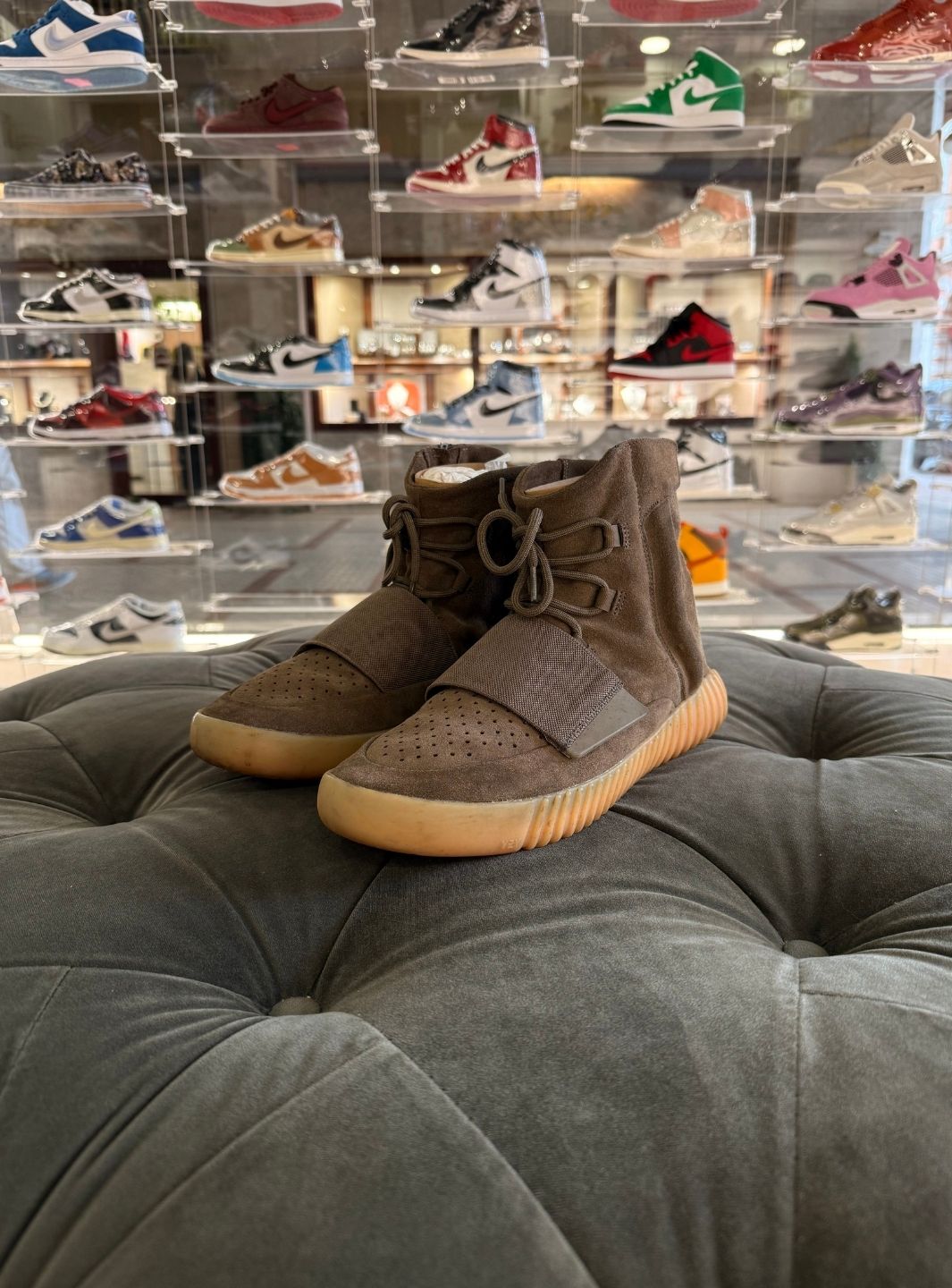 Adidas Yeezy Boost 750 Chocolate - Sneakers Usate | ResellZone