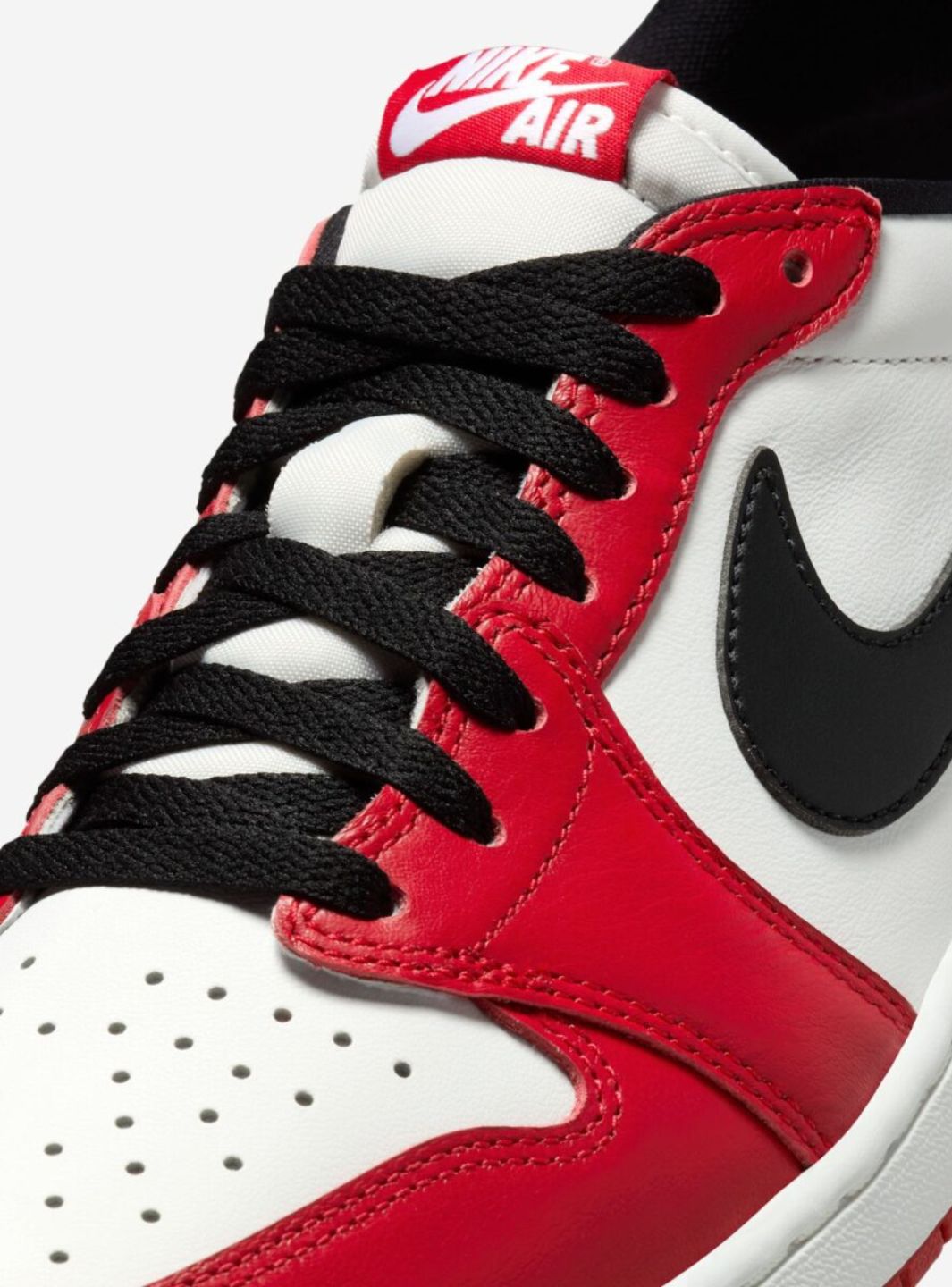 Air Jordan 1 Retro Low OG Chicago (2025) - HQ6998-600 | ResellZone