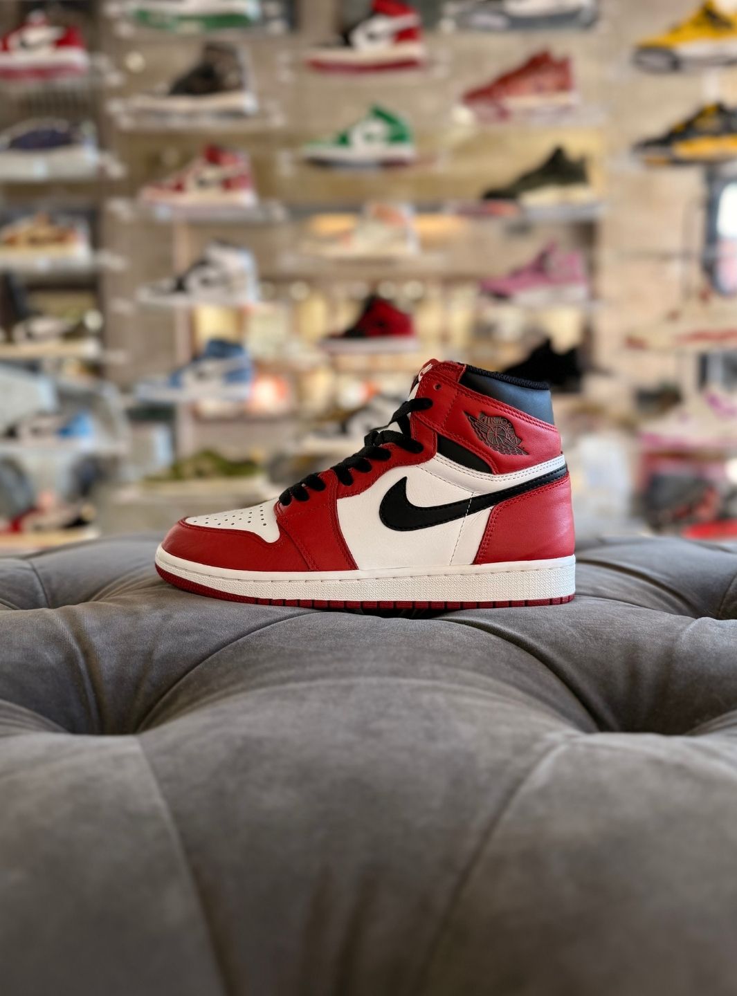 Air Jordan 1 Retro High Chicago (2015) - Sneakers Usate | ResellZone