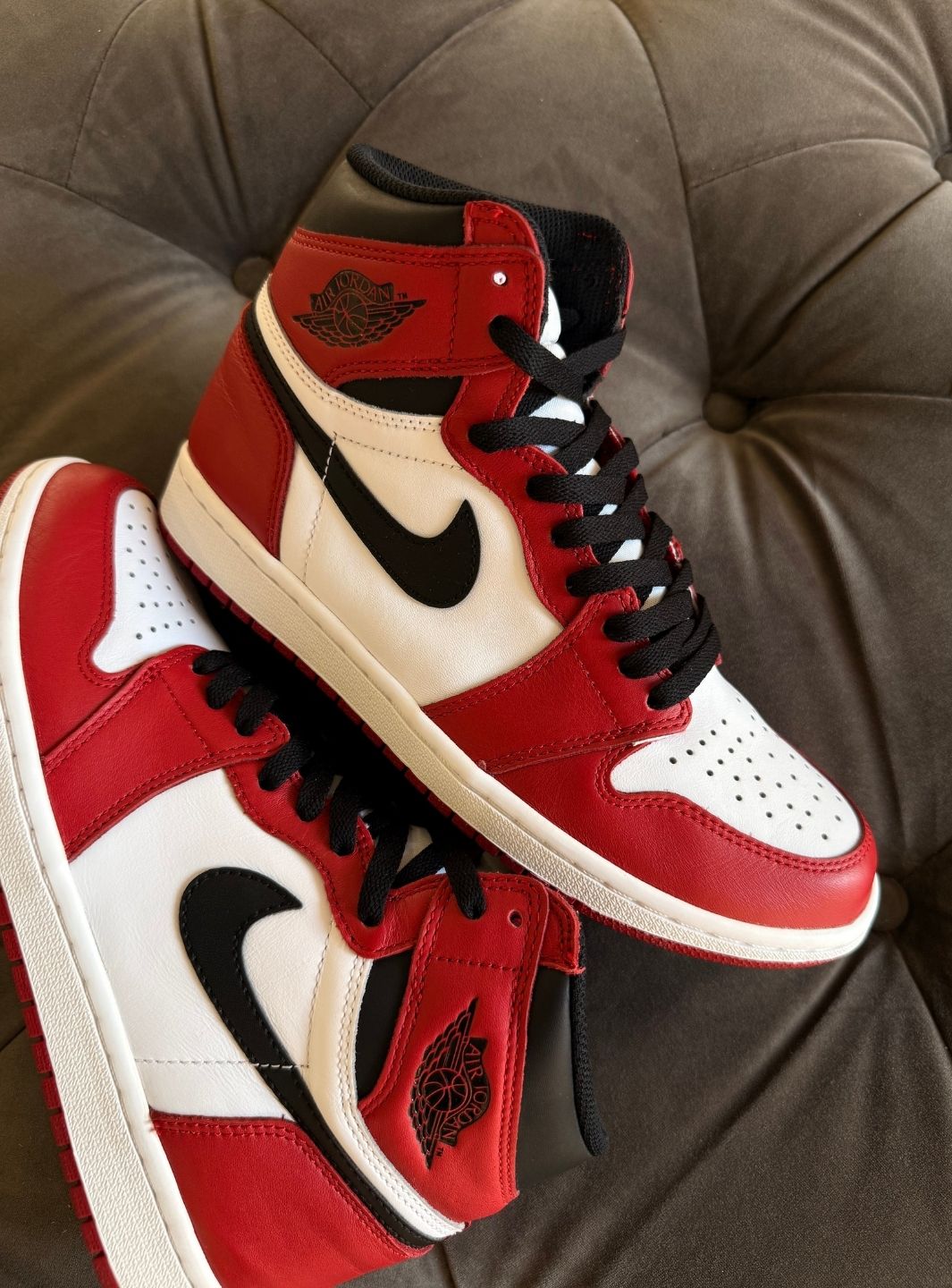 Air Jordan 1 Retro High Chicago (2015) - Sneakers Usate | ResellZone