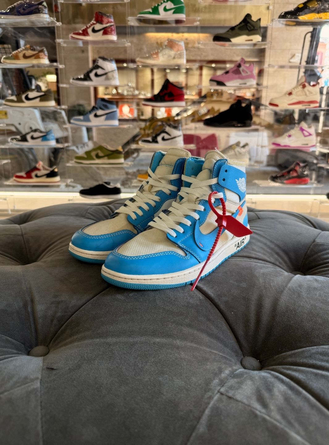 Air Jordan 1 Retro High Off-White University Blue - Sneakers Usate | ResellZone