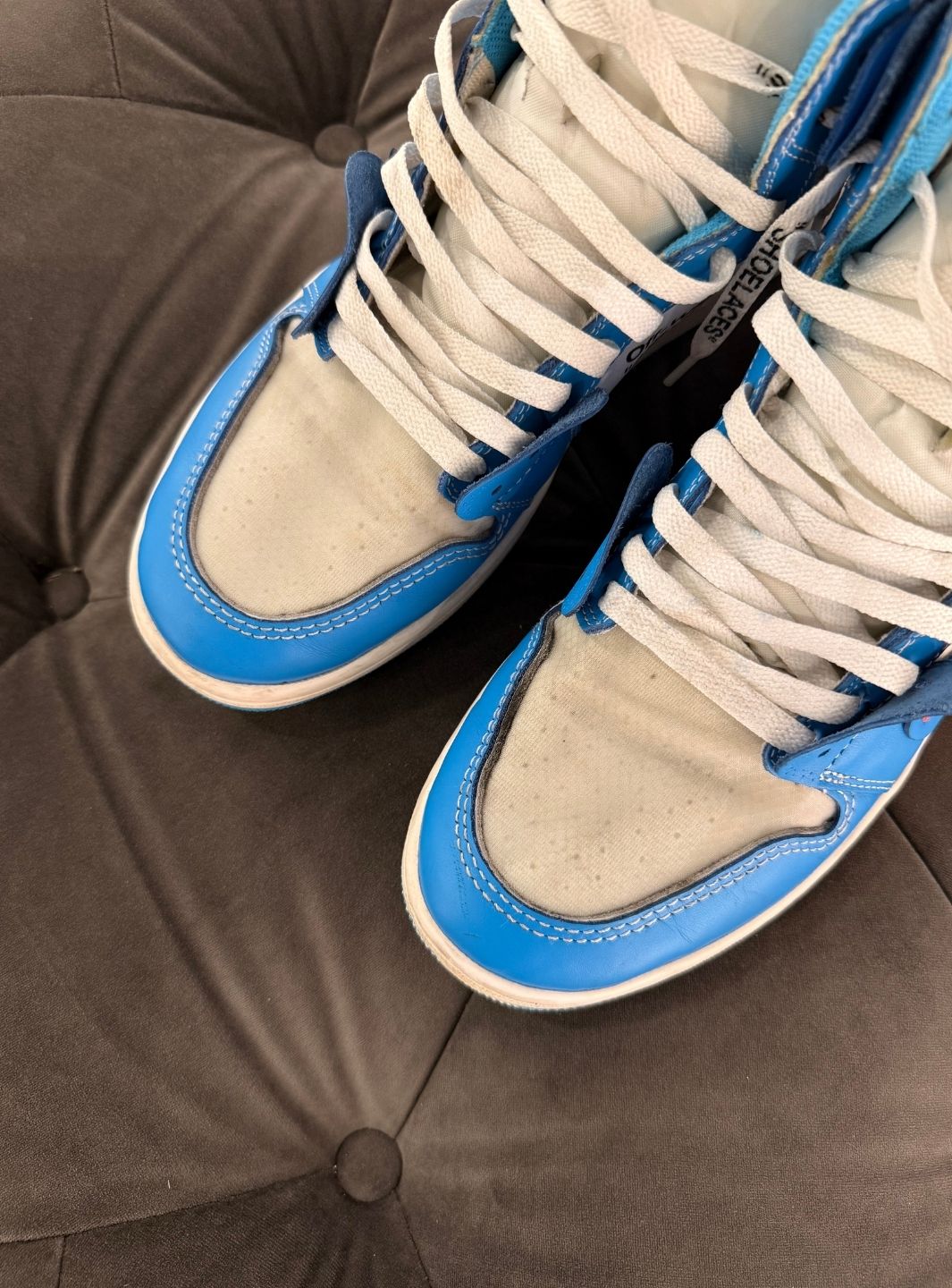 Air Jordan 1 Retro High Off-White University Blue - Sneakers Usate | ResellZone