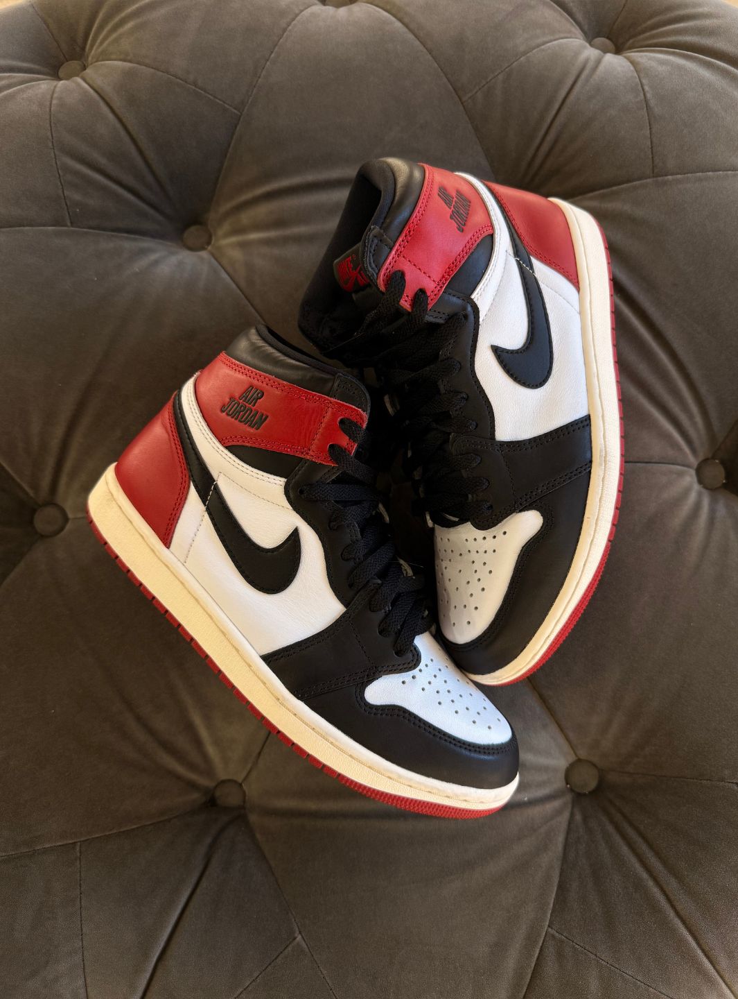 Air Jordan 1 Retro High OG Black Toe Reimagined - Sneakers Usate | ResellZone