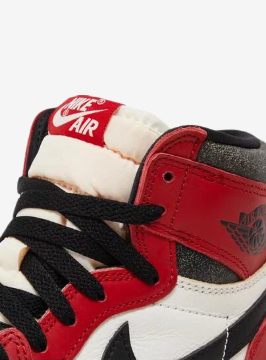 Air Jordan 1 Retro High OG Chicago Lost And Found - DZ5485-612 | ResellZone