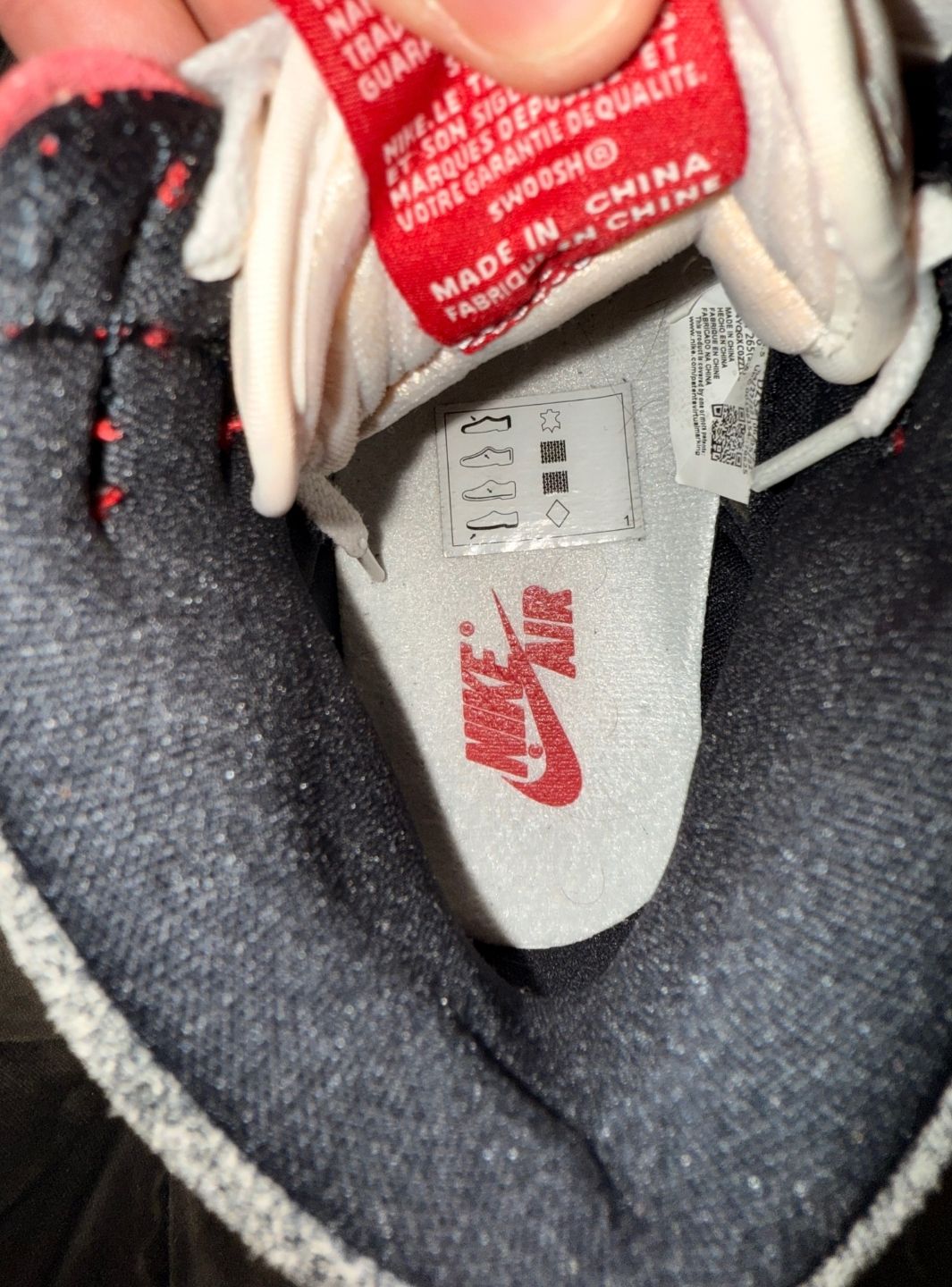 Air Jordan 1 Retro High OG Chicago Lost and Found - Sneakers Usate | ResellZone
