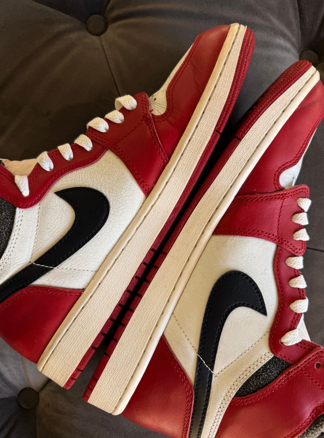 Air Jordan 1 Retro High OG Chicago Lost and Found - Sneakers Usate | ResellZone