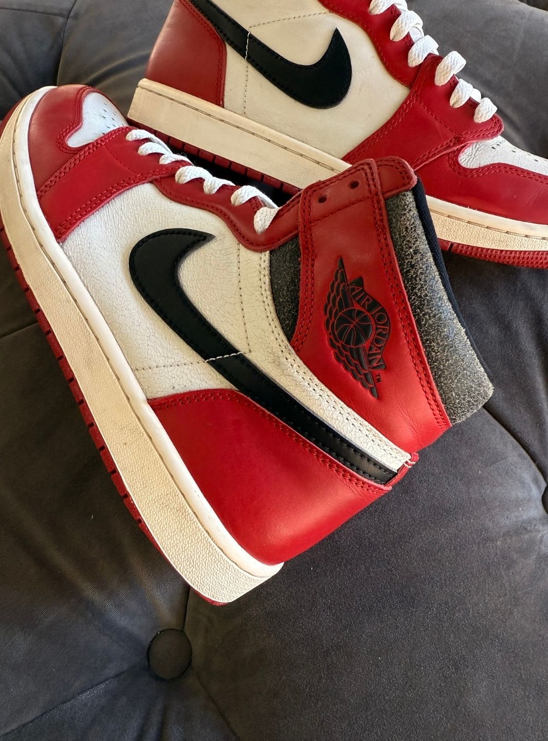 Air Jordan 1 Retro High OG Chicago Lost and Found - Sneakers Usate | ResellZone