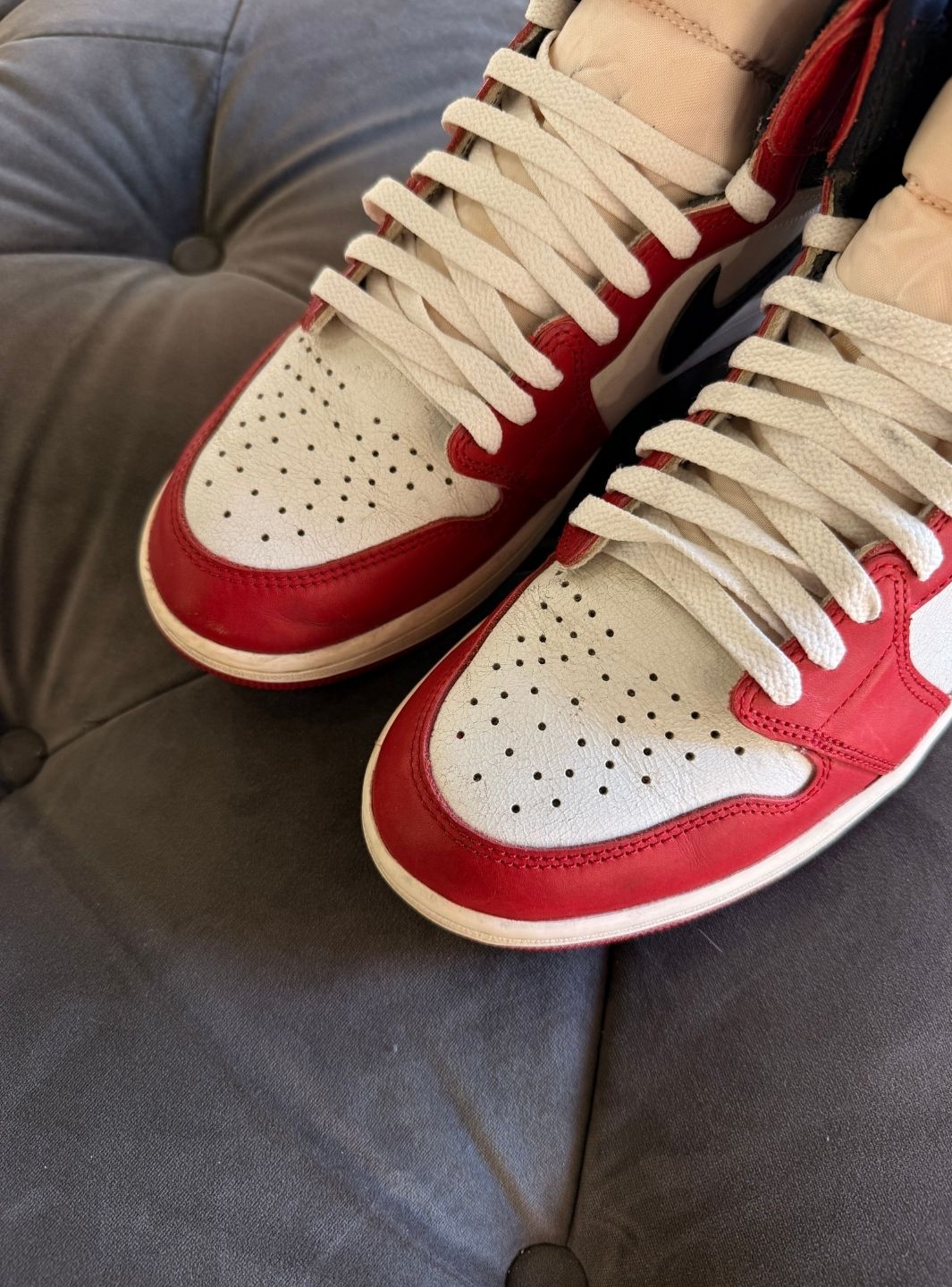 Air Jordan 1 Retro High OG Chicago Lost and Found - Sneakers Usate | ResellZone