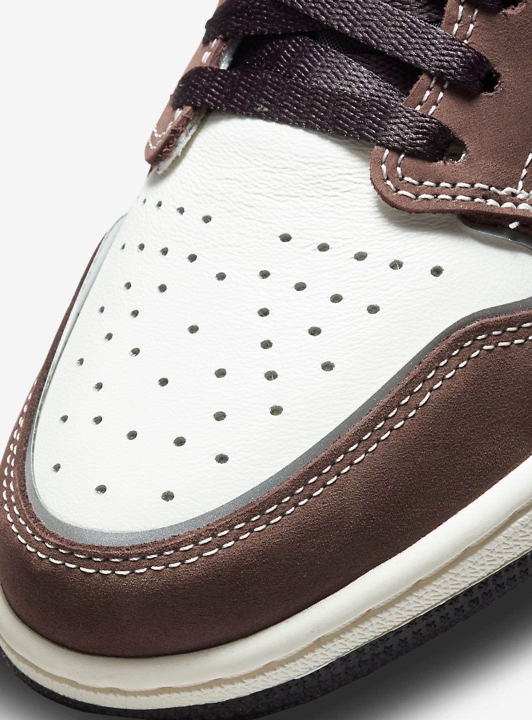 Air Jordan 1 Retro High OG Hand Crafted - DH3097-001 | ResellZone