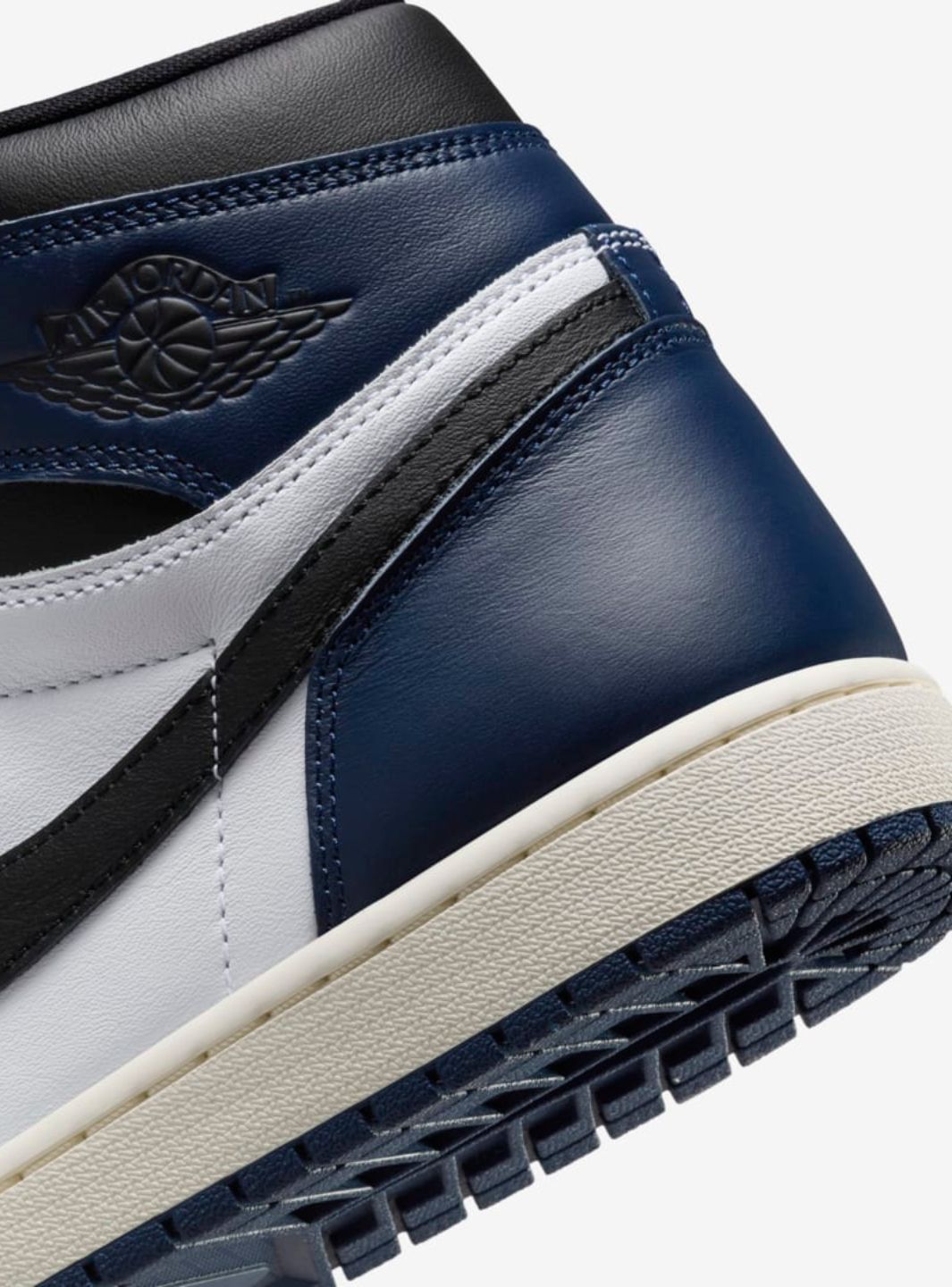 Air Jordan 1 Retro High OG Midnight Navy - DZ5485-401 | ResellZone