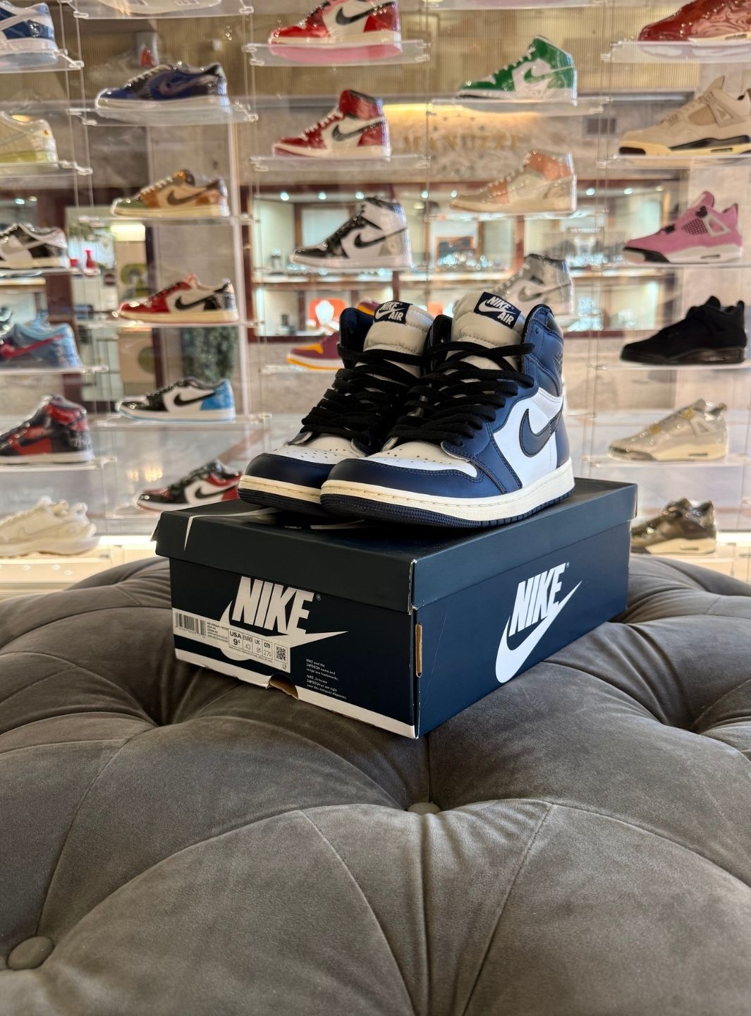 Air Jordan 1 Retro High OG Midnight Navy - Sneakers Usate | ResellZone