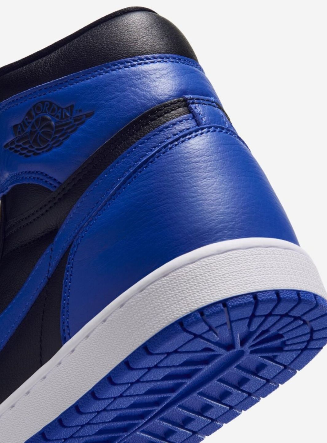 Air Jordan 1 Retro High OG Royal (2026) - IQ5495-005 | ResellZone