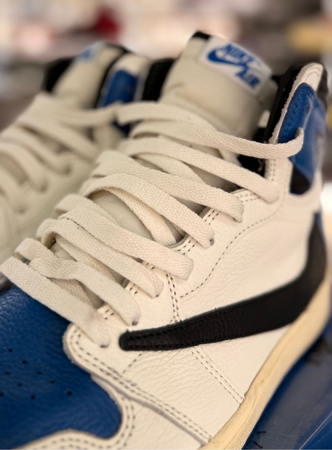 Air Jordan 1 Retro High OG SP Fragment x Travis Scott - Sneakers Usate | ResellZone