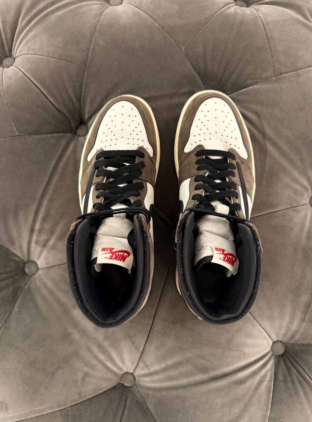 Air Jordan 1 Retro High OG SP Travis Scott Mocha - Sneakers Usate | ResellZone