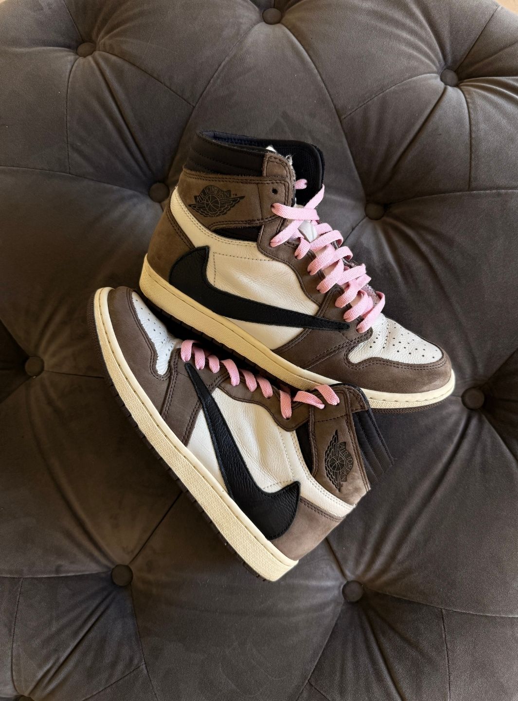 Air Jordan 1 Retro High OG SP Travis Scott Mocha - Sneakers Usate | ResellZone