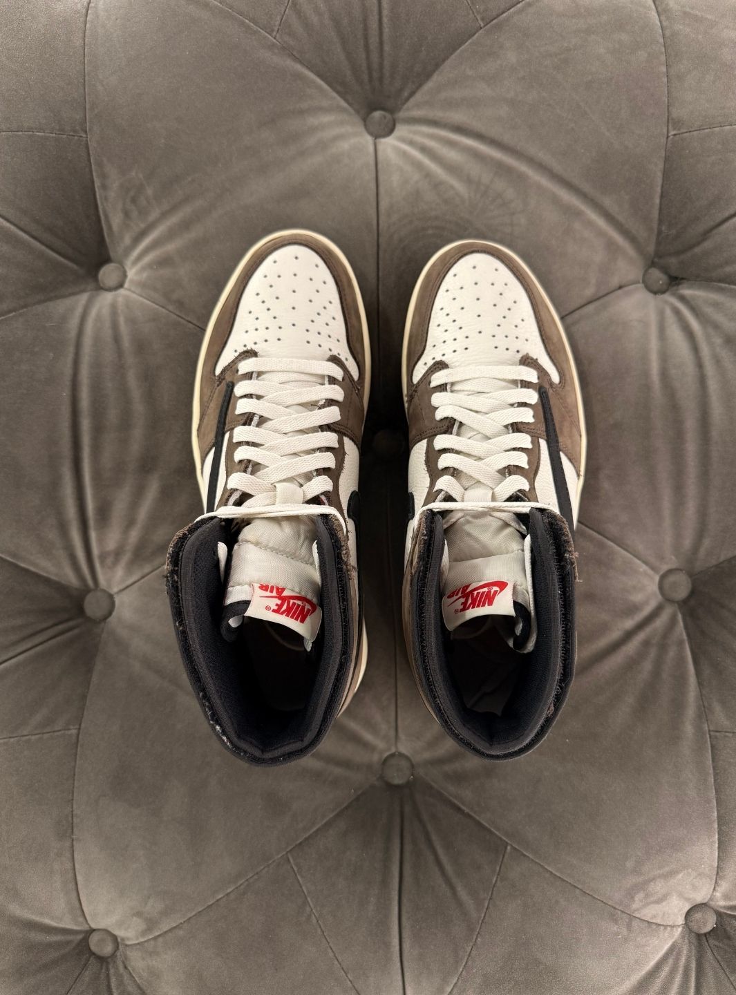 Air Jordan 1 Retro High OG SP Travis Scott Mocha - Sneakers Usate | ResellZone