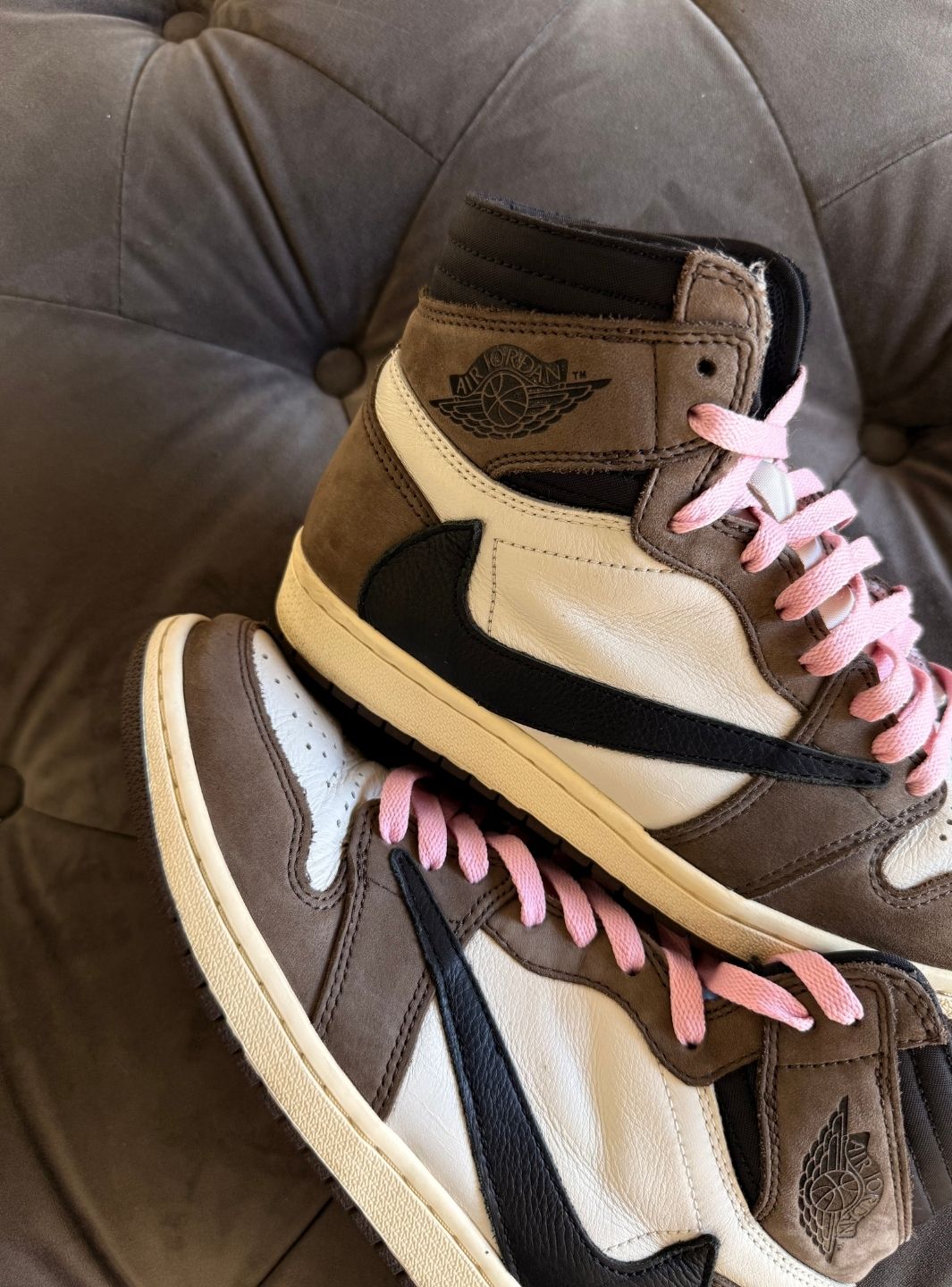 Air Jordan 1 Retro High OG SP Travis Scott Mocha - Sneakers Usate | ResellZone