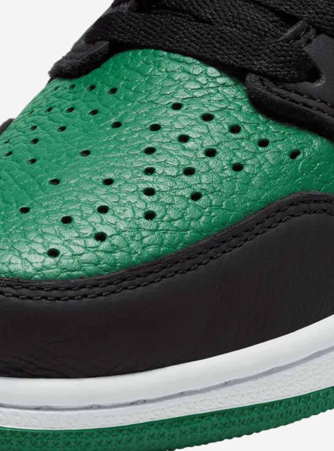 Air Jordan 1 Retro High Pine Green Black - 555088-030 | ResellZone