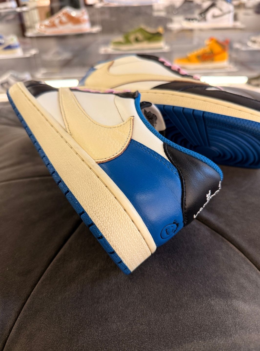Air Jordan 1 Retro Low OG SP Fragment x Travis Scott - Sneakers Usate | ResellZone