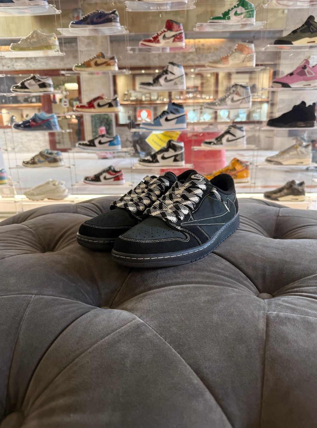 Air Jordan 1 Retro Low OG SP Travis Scott Black Phantom -Sneakers Usate | ResellZone