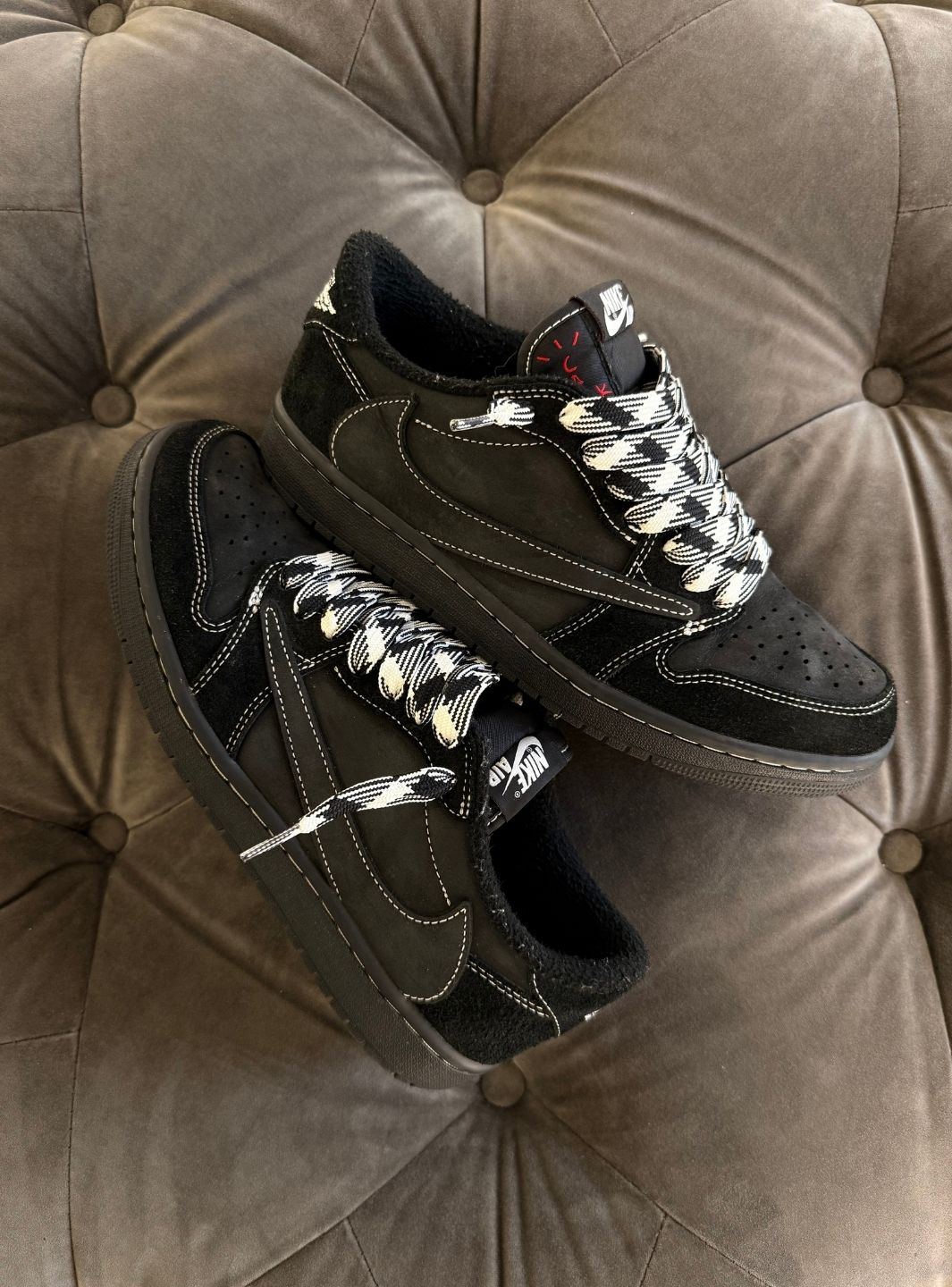 Air Jordan 1 Retro Low OG SP Travis Scott Black Phantom - Sneakers Usate | ResellZone