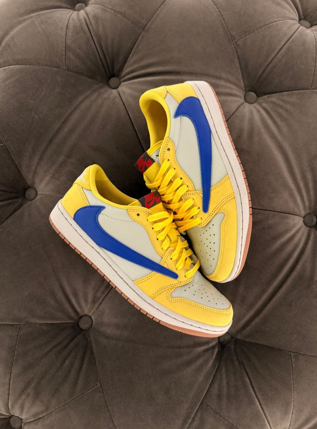 Air Jordan 1 Retro Low OG SP Travis Scott Canary - Sneakers Usate | ResellZone