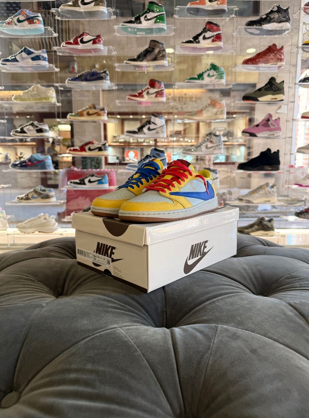 Air Jordan 1 Retro Low OG SP Travis Scott Canary - Sneakers Usate | ResellZone