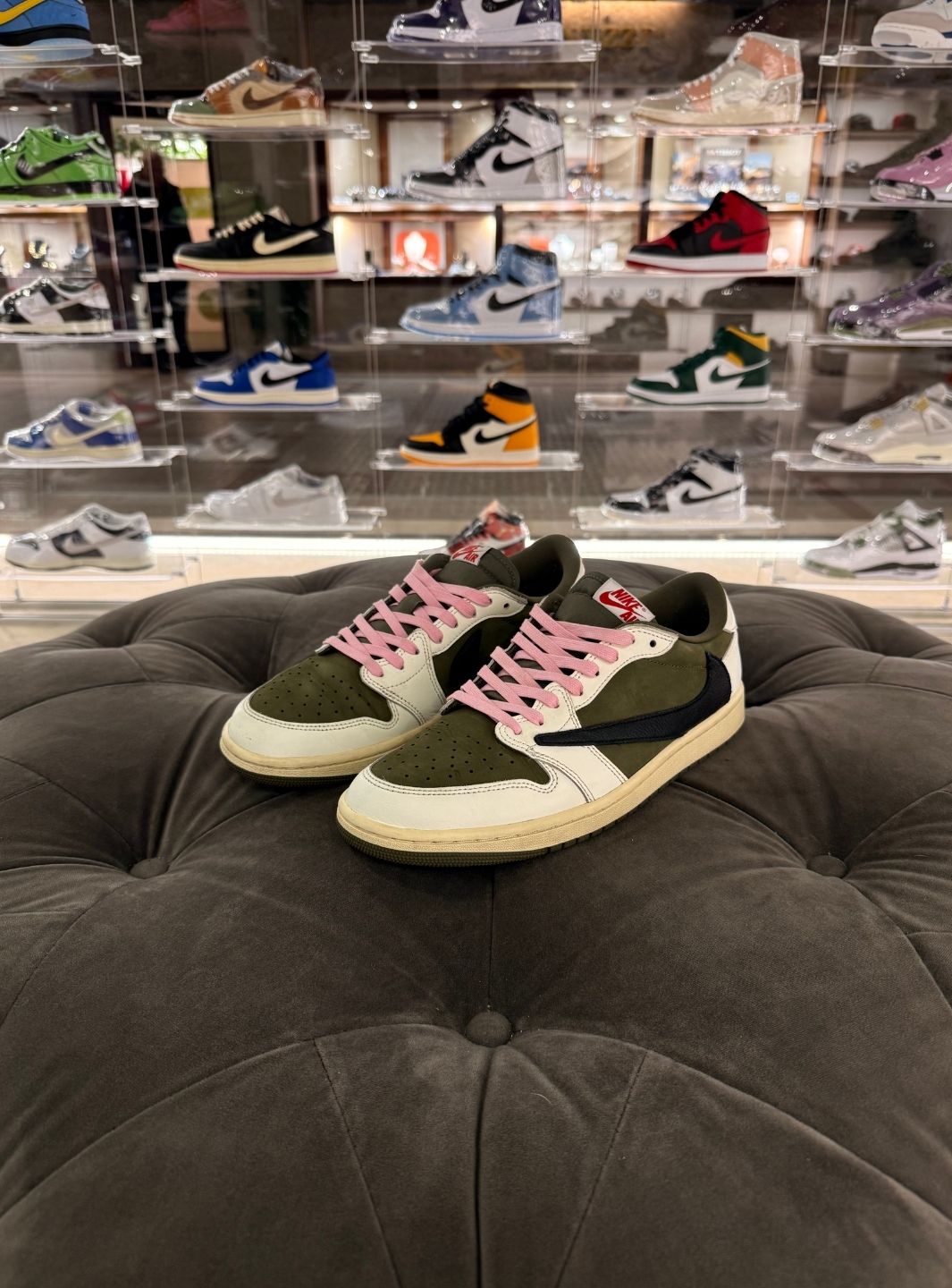 Air Jordan 1 Retro Low OG SP Travis Scott Medium Olive - Sneakers Usate | ResellZone