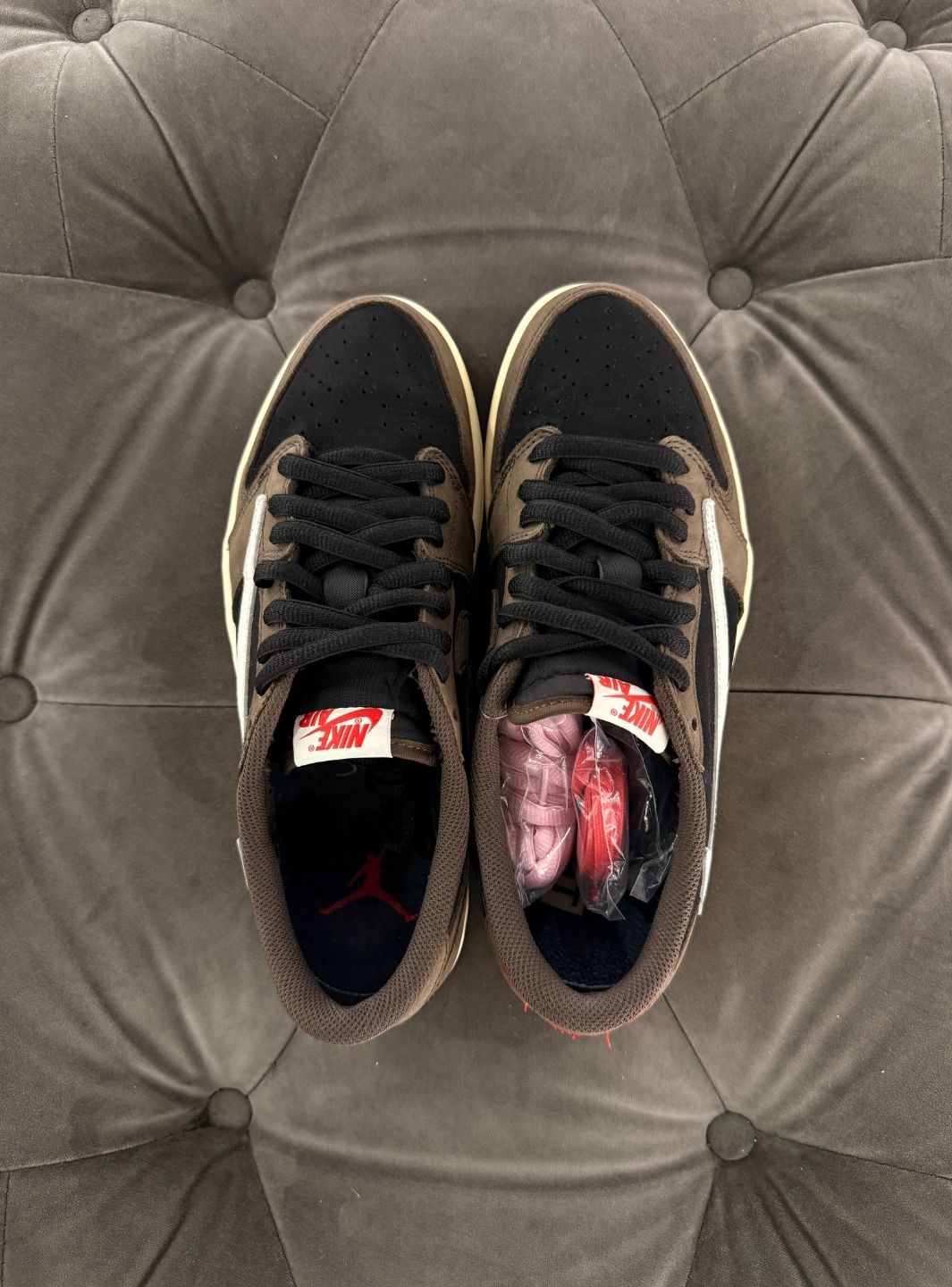 Air Jordan 1 Retro Low OG SP Travis Scott Mocha - Sneakers Usate | ResellZone