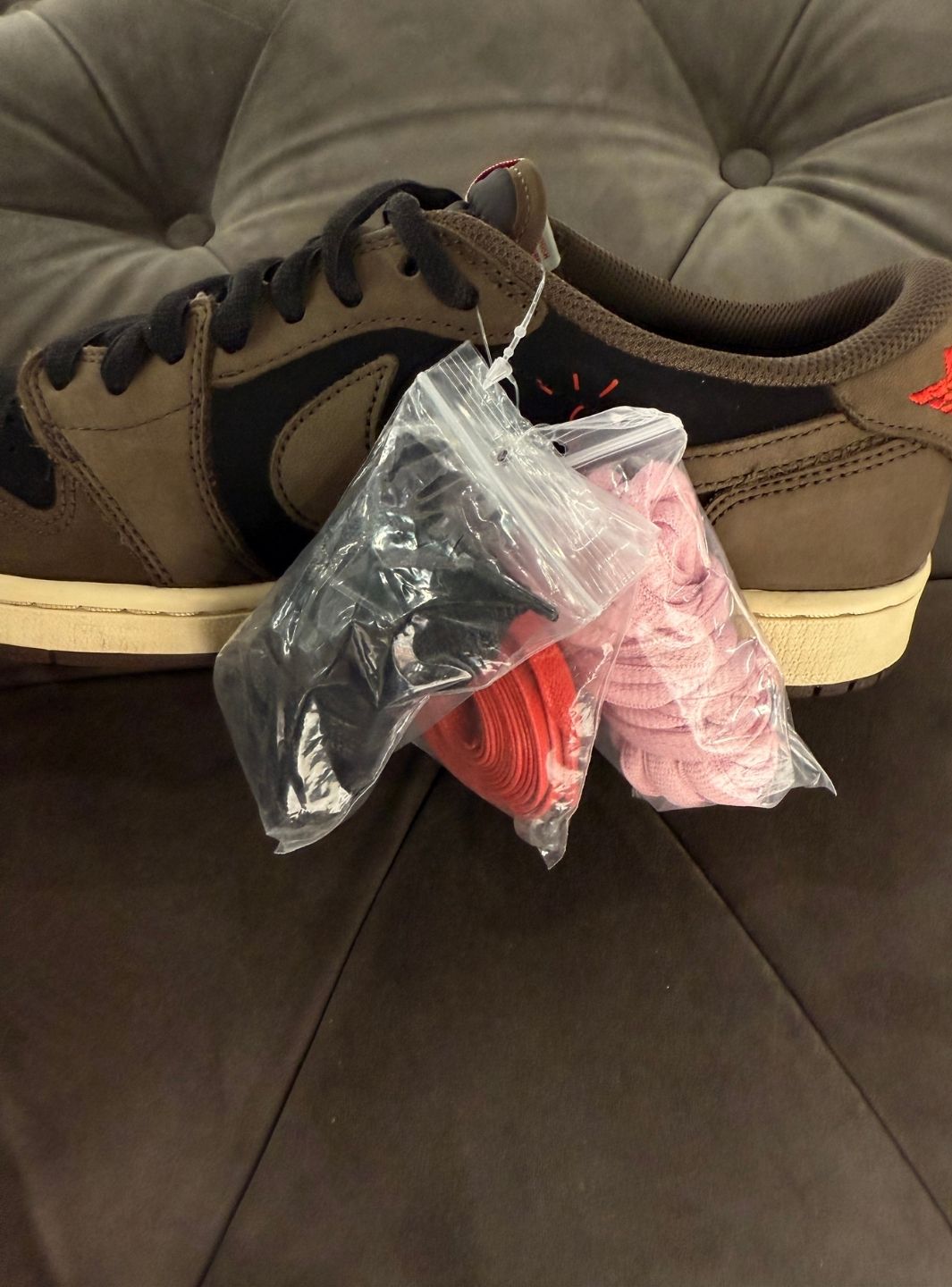 Air Jordan 1 Retro Low OG SP Travis Scott Mocha - Sneakers Usate | ResellZone