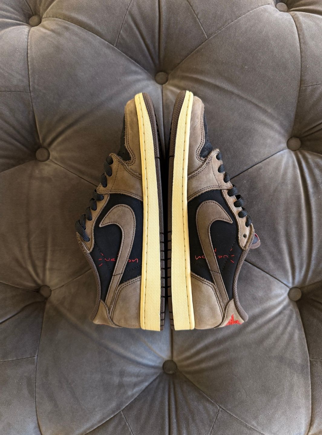 Air Jordan 1 Retro Low OG SP Travis Scott Mocha - Sneakers Usate | ResellZone