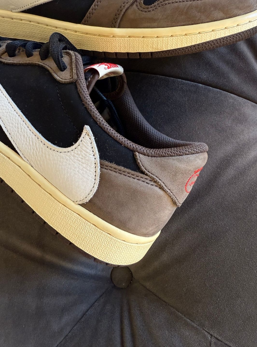 Air Jordan 1 Retro Low OG SP Travis Scott Mocha - Sneakers Usate | ResellZone