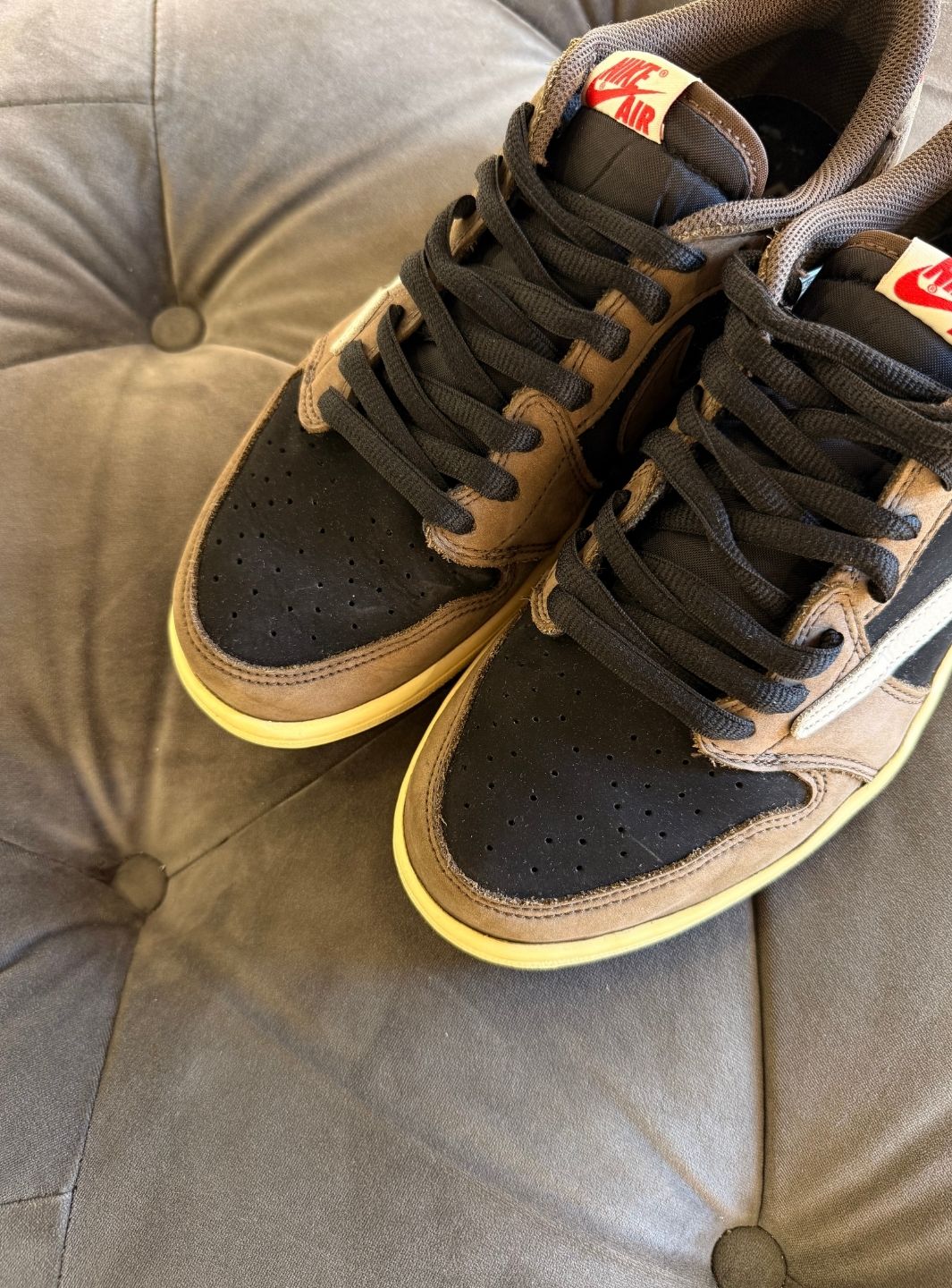 Air Jordan 1 Retro Low OG SP Travis Scott Mocha - Sneakers Usate | ResellZone