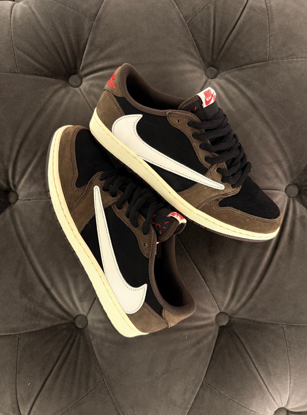 Air Jordan 1 Retro Low OG SP Travis Scott Mocha - Sneakers Usate | ResellZone
