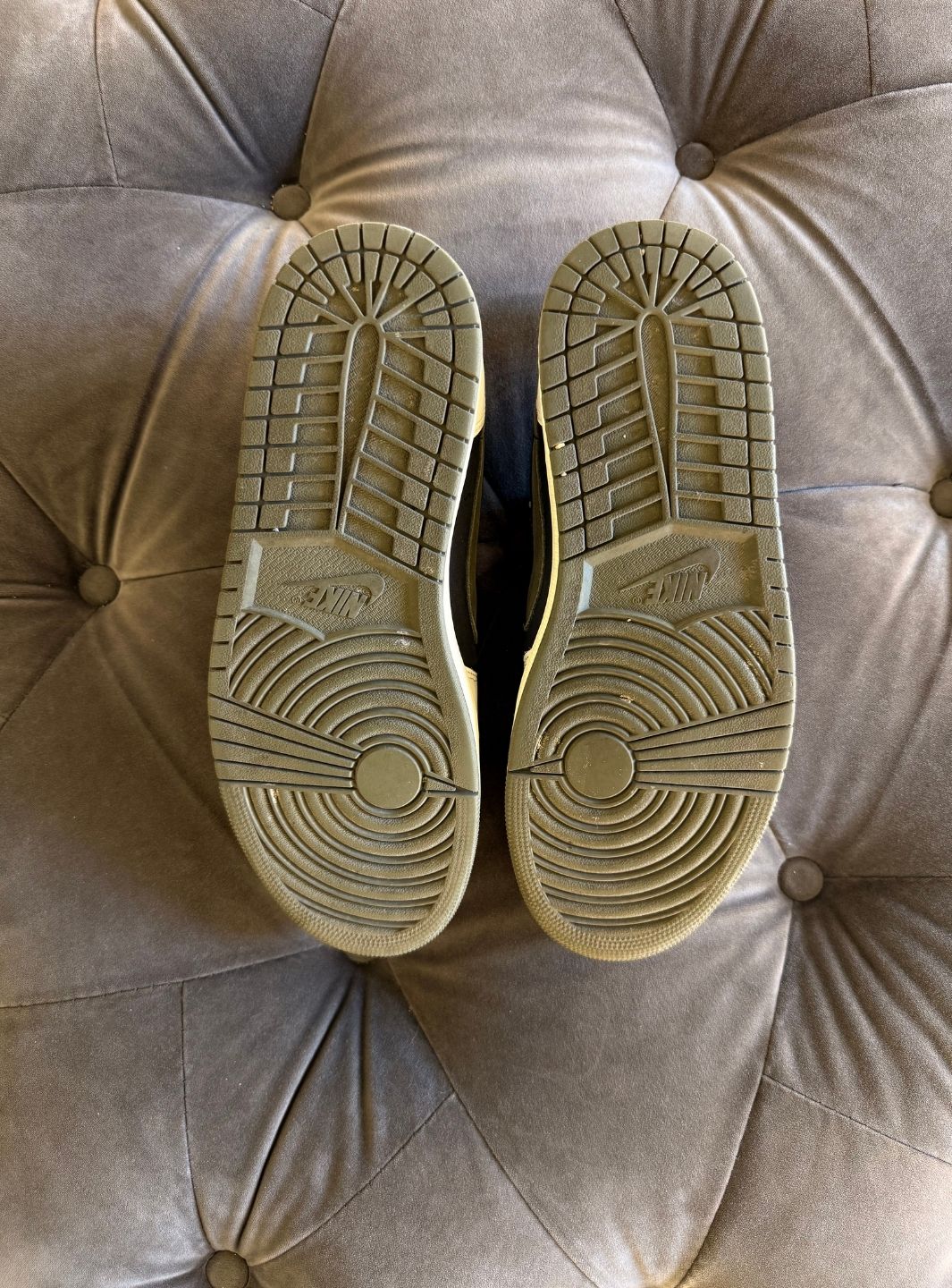 Air Jordan 1 Retro Low OG SP Travis Scott Olive - Sneakers Usate | ResellZone