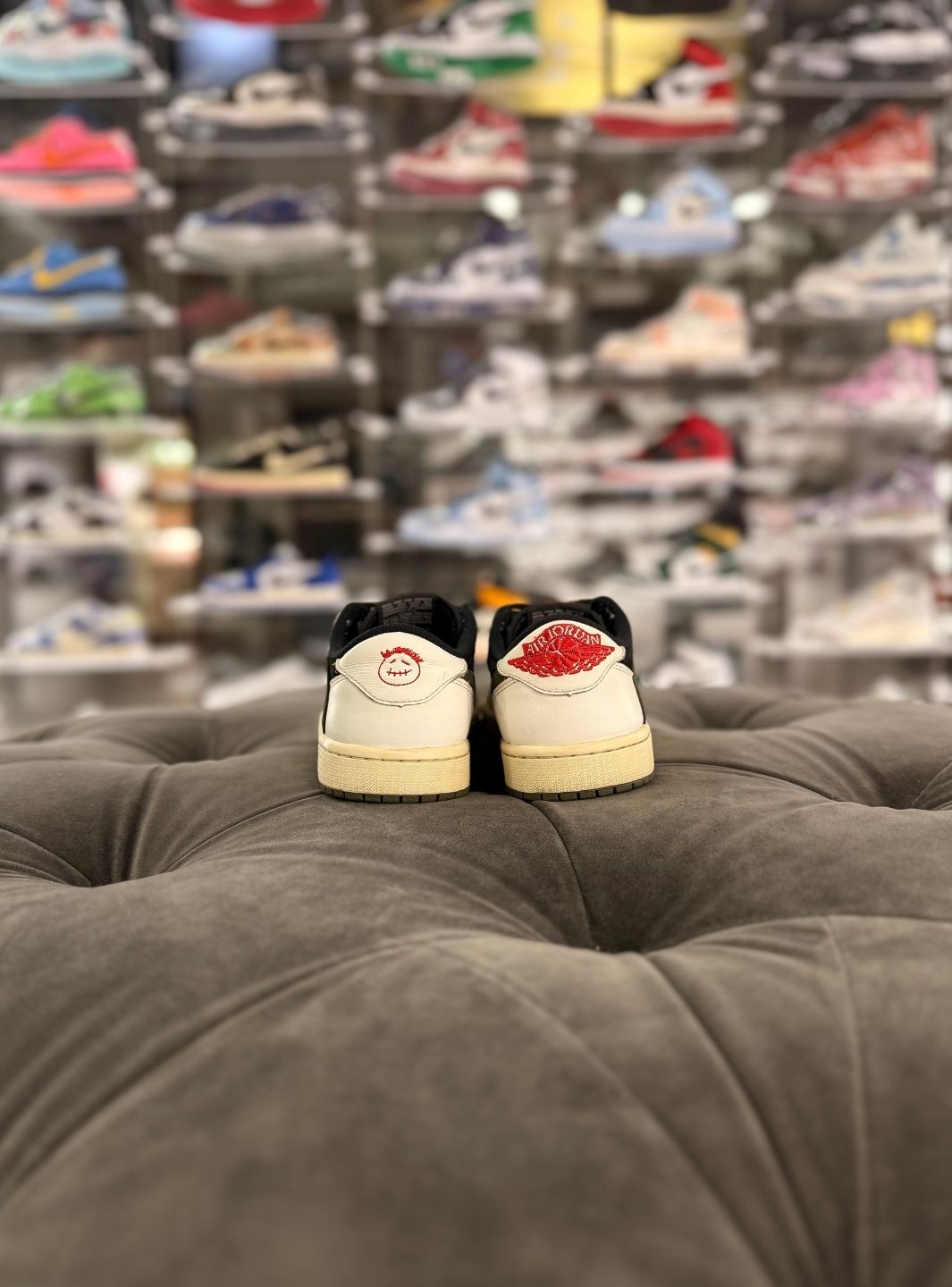 Air Jordan 1 Retro Low OG SP Travis Scott Olive - Sneakers Usate | ResellZone