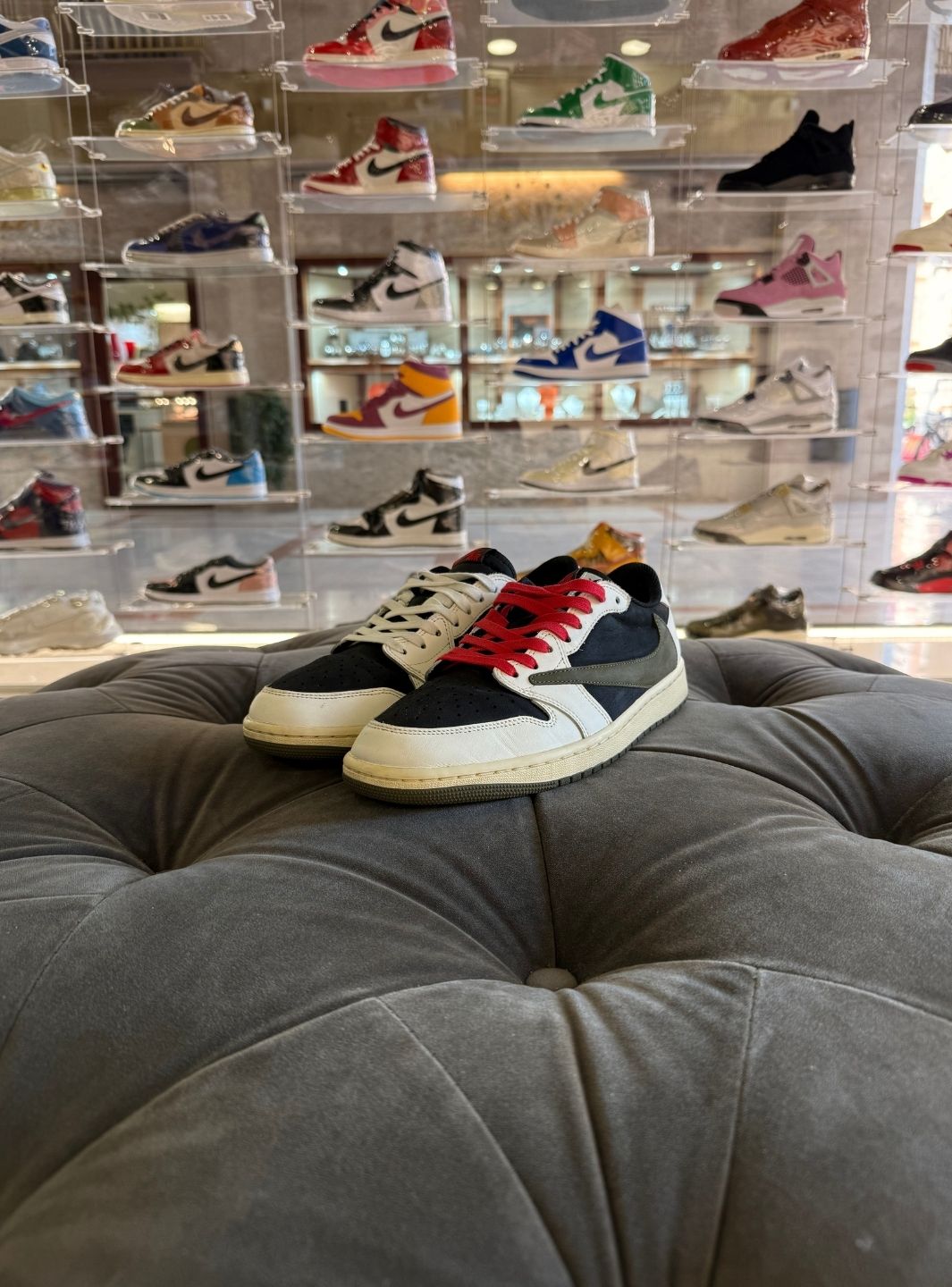 Air Jordan 1 Retro Low OG SP Travis Scott Olive - Sneakers Usate | ResellZone