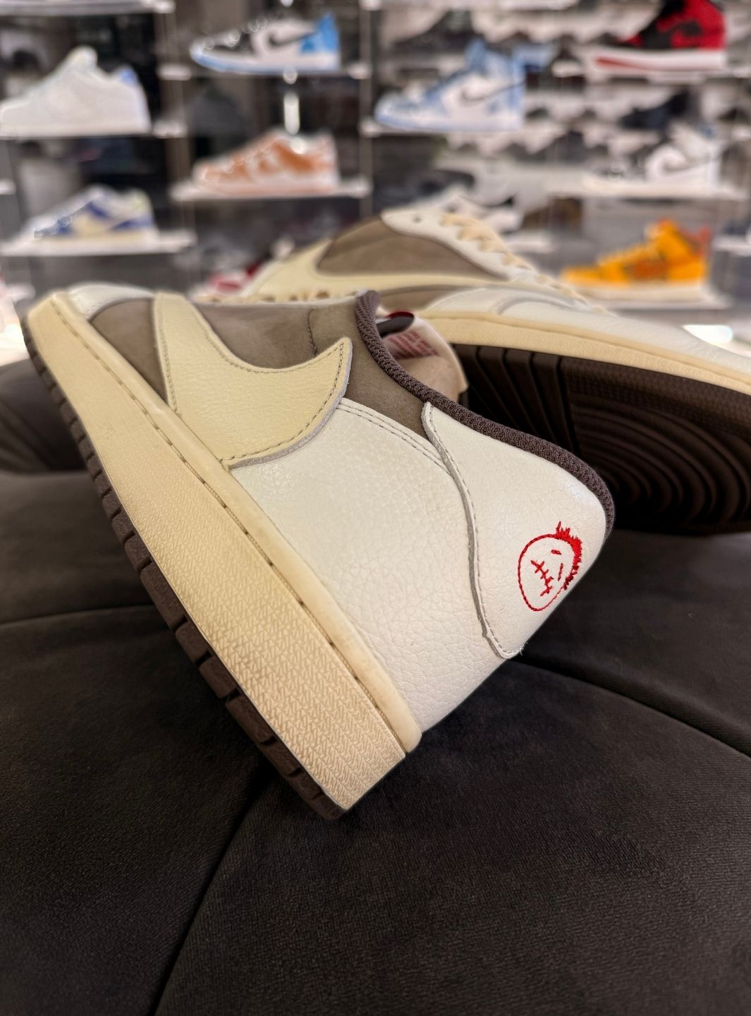 Air Jordan 1 Retro Low OG SP Travis Scott Reverse Mocha - Sneakers Usate | ResellZone