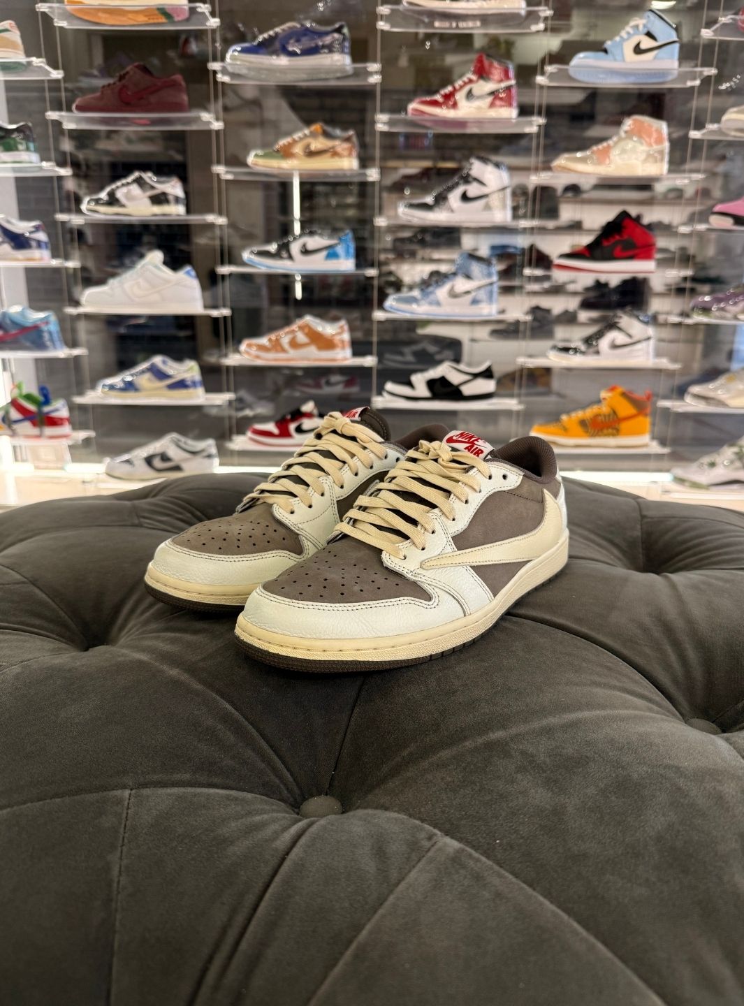Air Jordan 1 Retro Low OG SP Travis Scott Reverse Mocha - Sneakers Usate | ResellZone