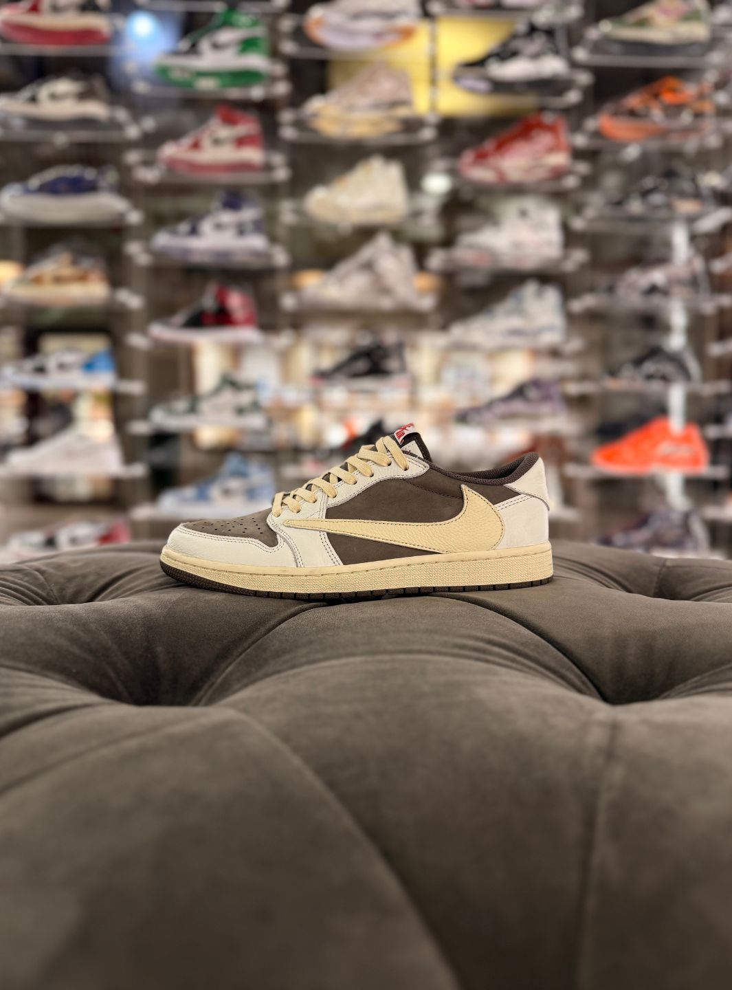 Air Jordan 1 Retro Low OG SP Travis Scott Reverse Mocha - Sneakers Usate | ResellZone