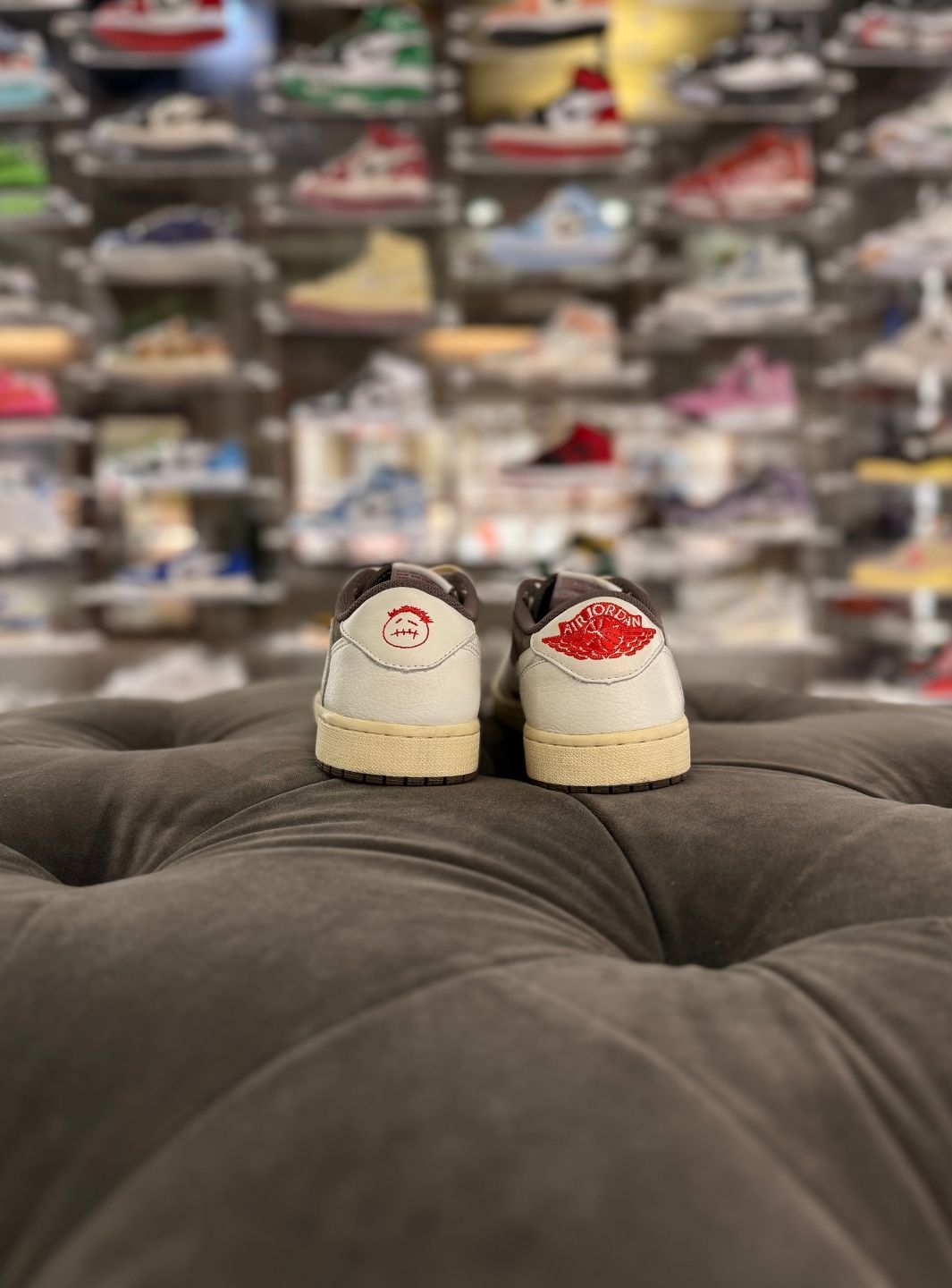 Air Jordan 1 Retro Low OG SP Travis Scott Reverse Mocha - Sneakers Usate | ResellZone