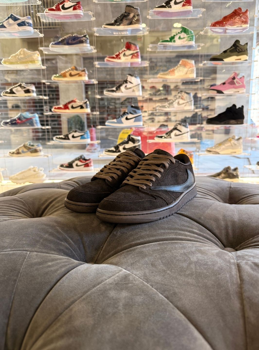 Air Jordan 1 Retro Low OG SP Travis Scott Velvet Brown - Sneakers Usate | ResellZone